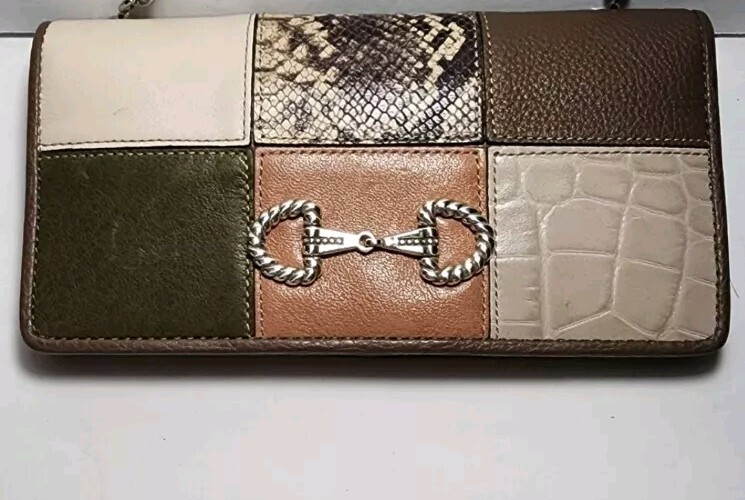 BRIGHTON OFF THE GRID ROCKMORE HORSE BIT EMBLEM PATCHWORK CROSSBODY WALLET NWD