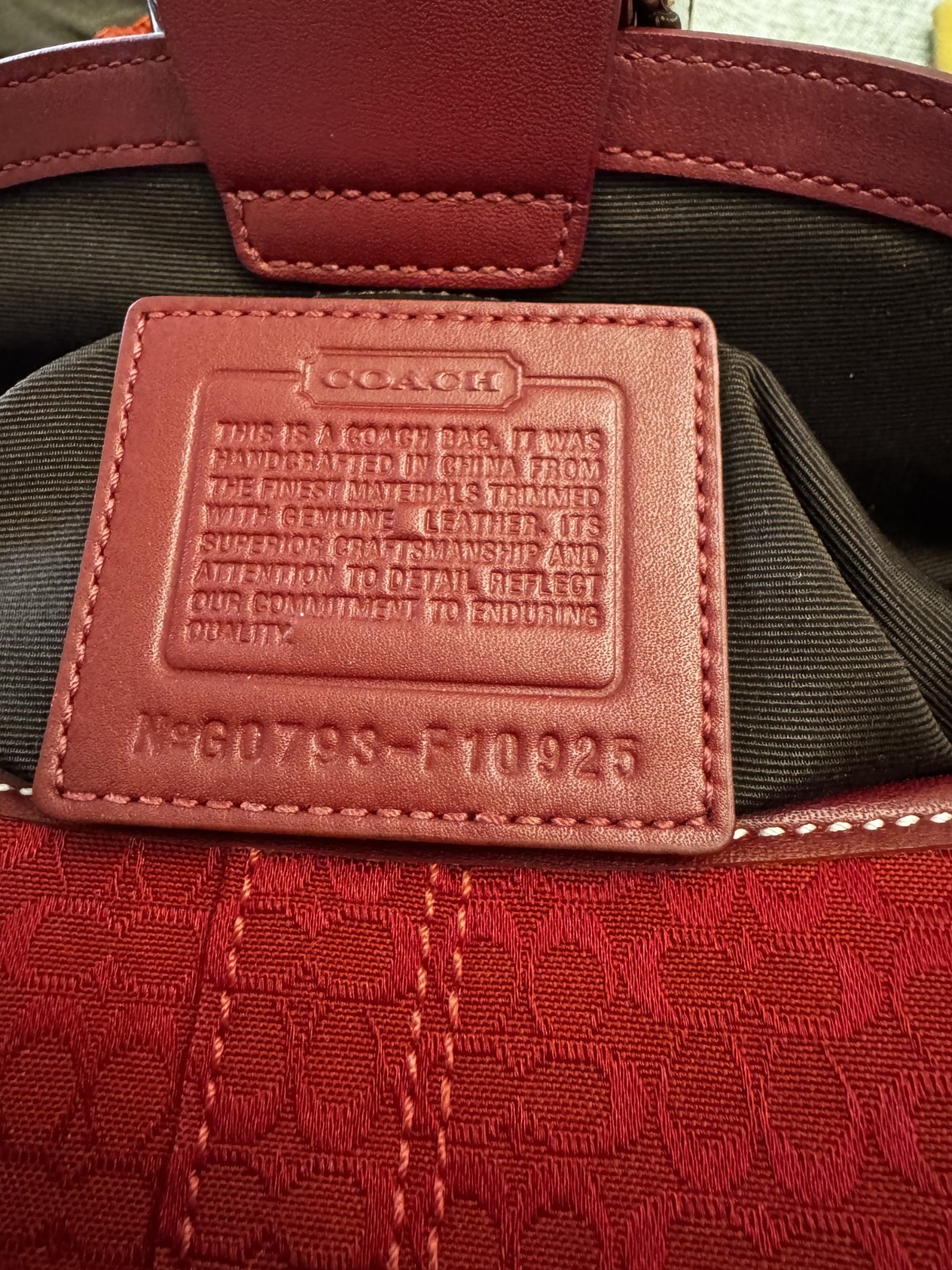 Coach F10925 SMALL Vintage Cherry Red Soho Y2K Signature C Canvas & Leather Bag