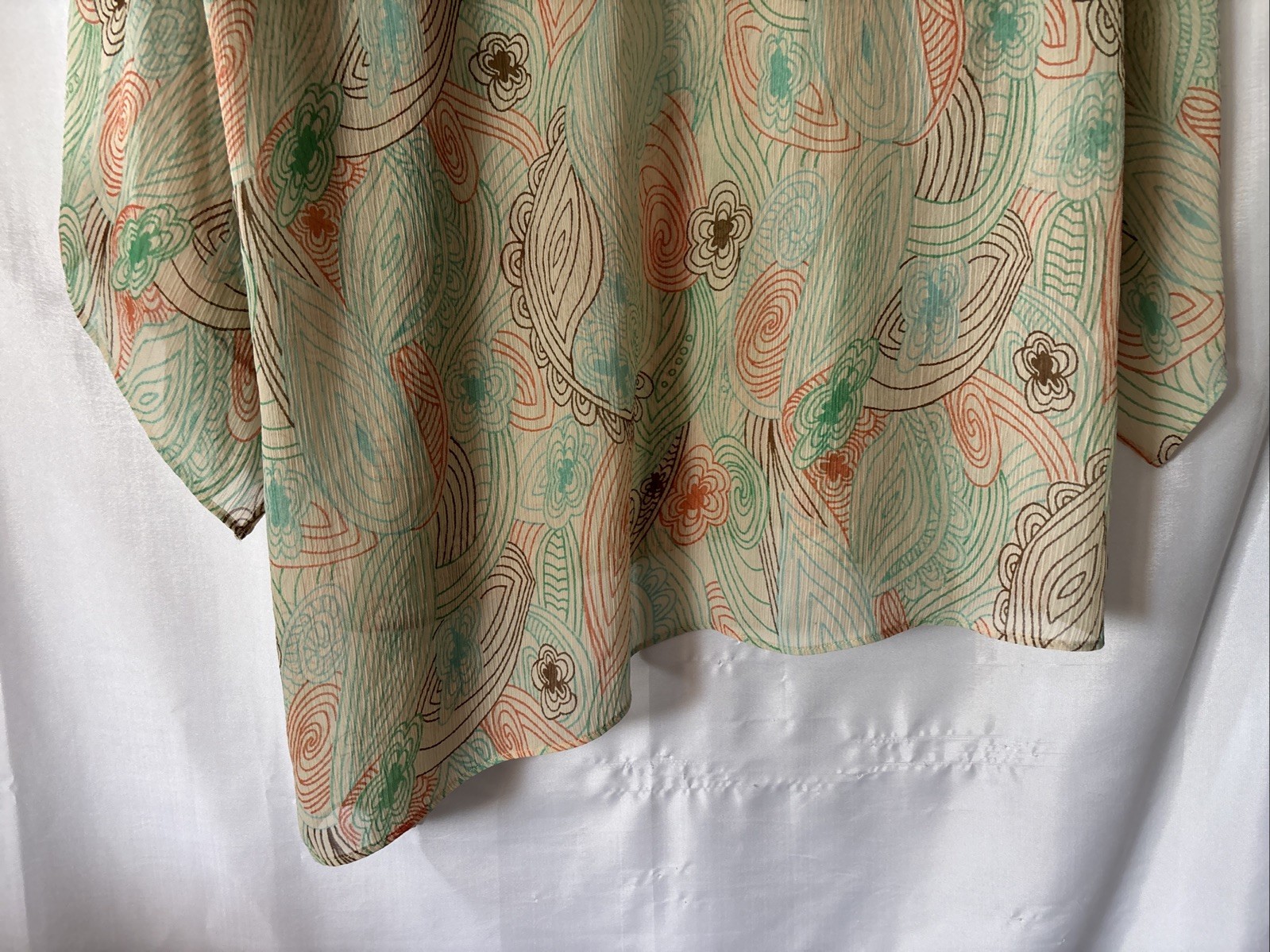 Apostrophe Women’s Sheer Multicolor Paisley Kimono Sleeve Asymmetrical Blouse 18