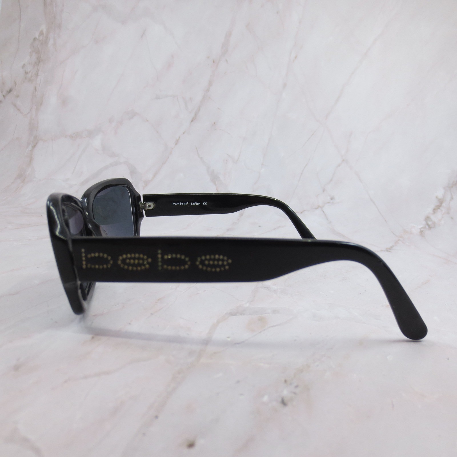 Bebe LaRok Sunglasses Black Rectangular Rhinestone Logo Frames 55-18-130