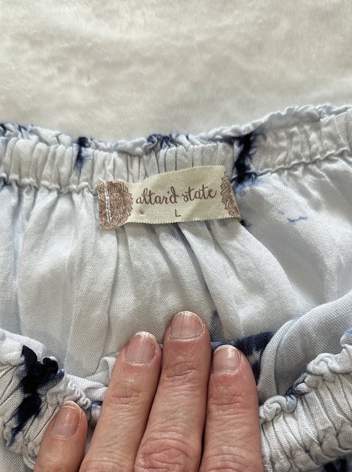 Altar’d State Women’s Blue White Tie-Dye Off Shoulder Puff Sleeve Blouse Size L