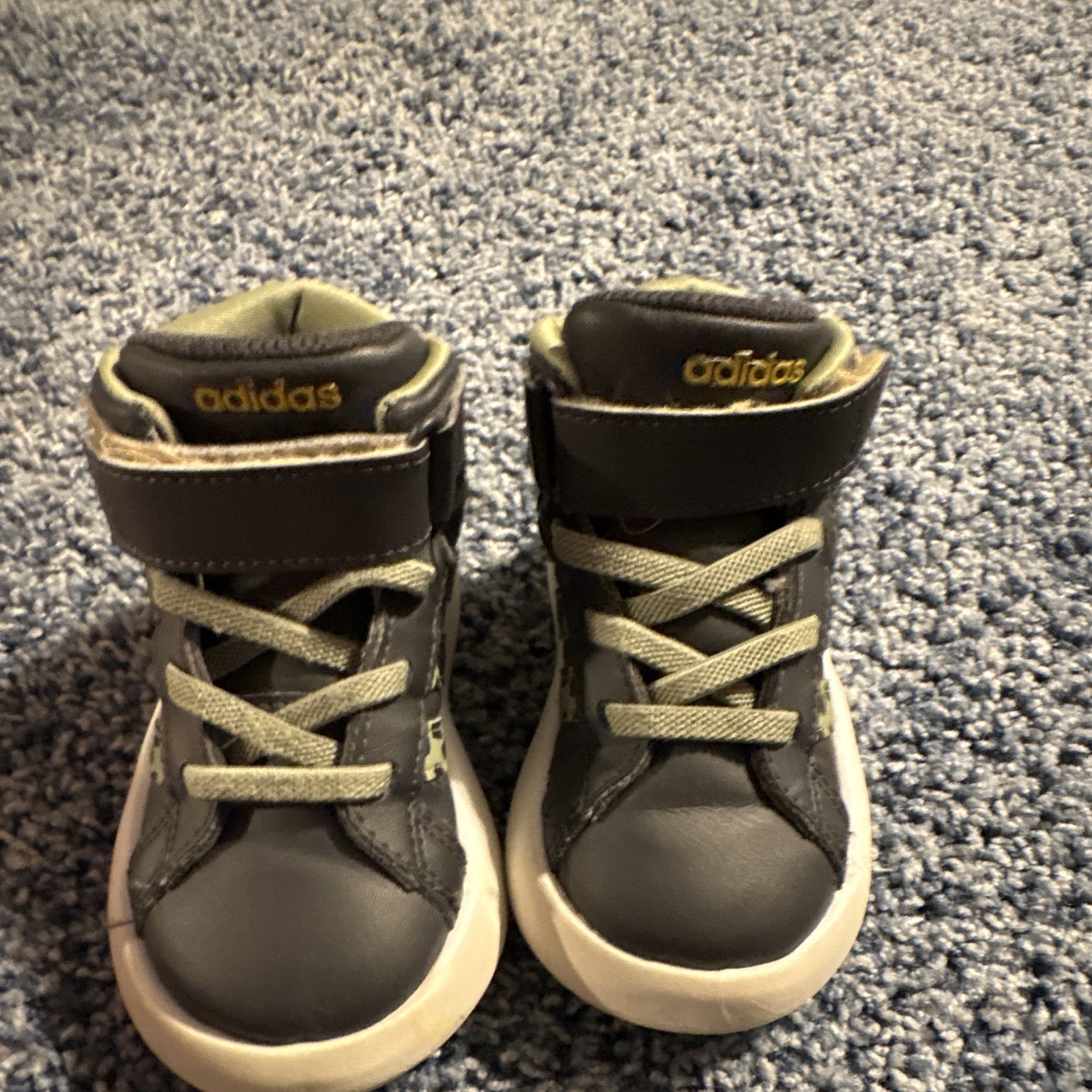 Adidas Advantage Disney Lion King Unisex Toddler Mid Top Hook & Loop Sneaker