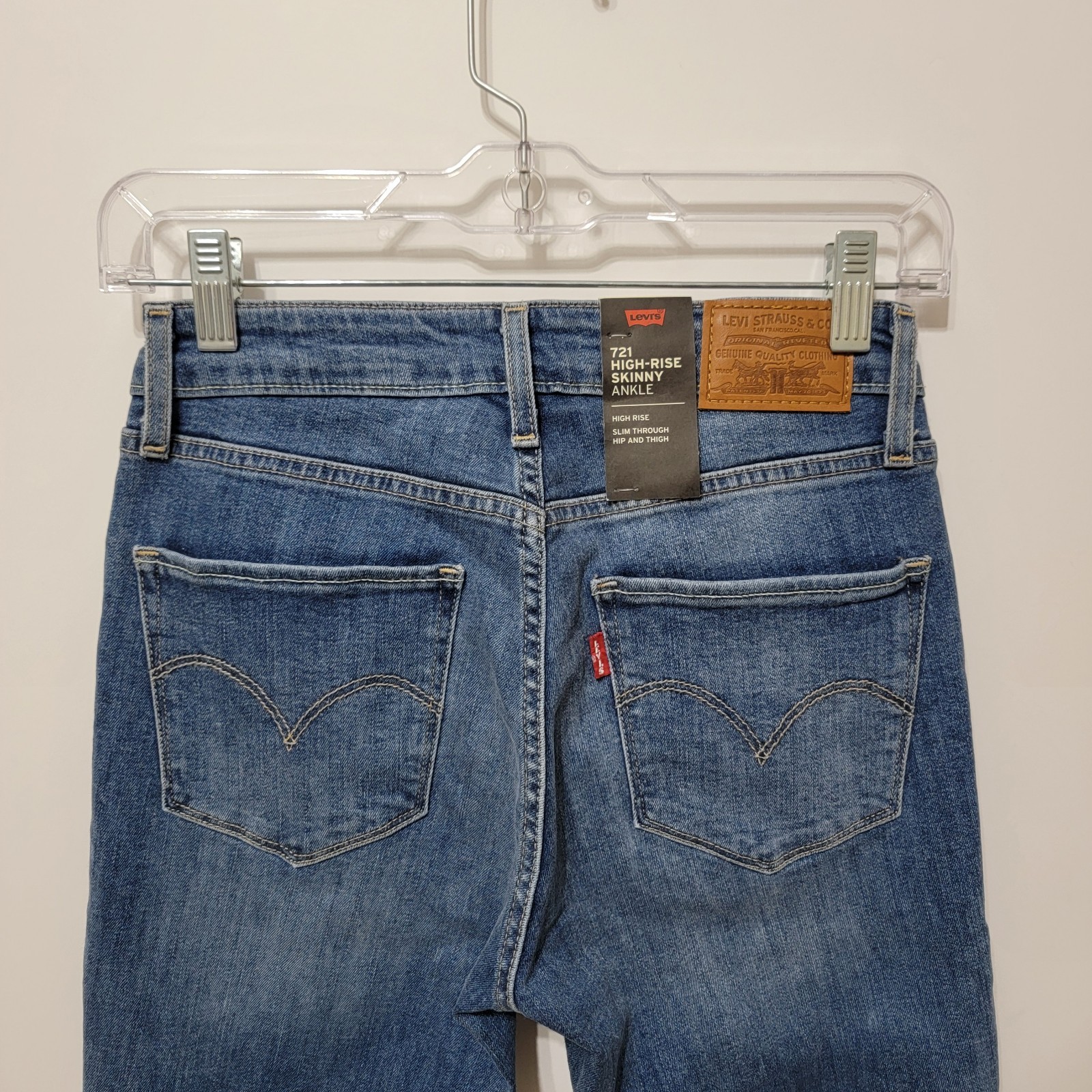 LEVI’S PREMIUM 721 High Rise Skinny Jeans Women’s 26 Off The Hook Distressed NWT
