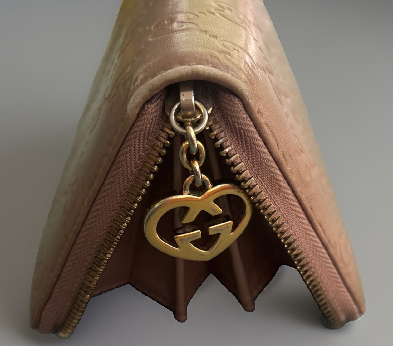 Gucci Bronze Guccissima Leather Zip Around Continental Wallet GG Heart Charm