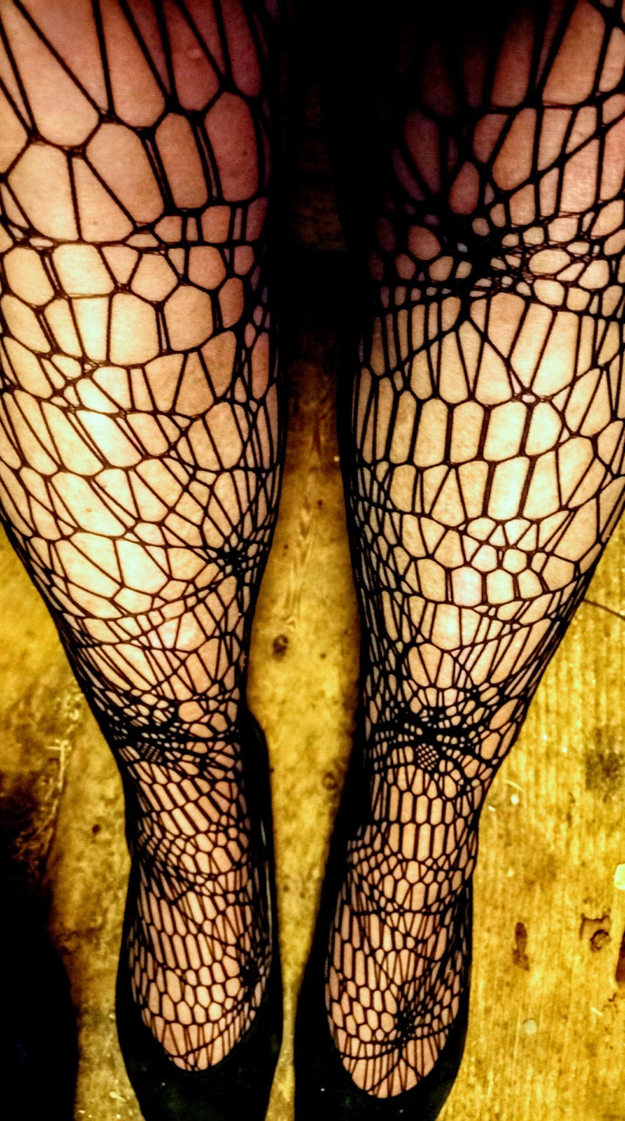 🕸️Claire’s Fishnet Spiderweb Goth Web Tights Stockings Ladies M/L Costume Goth