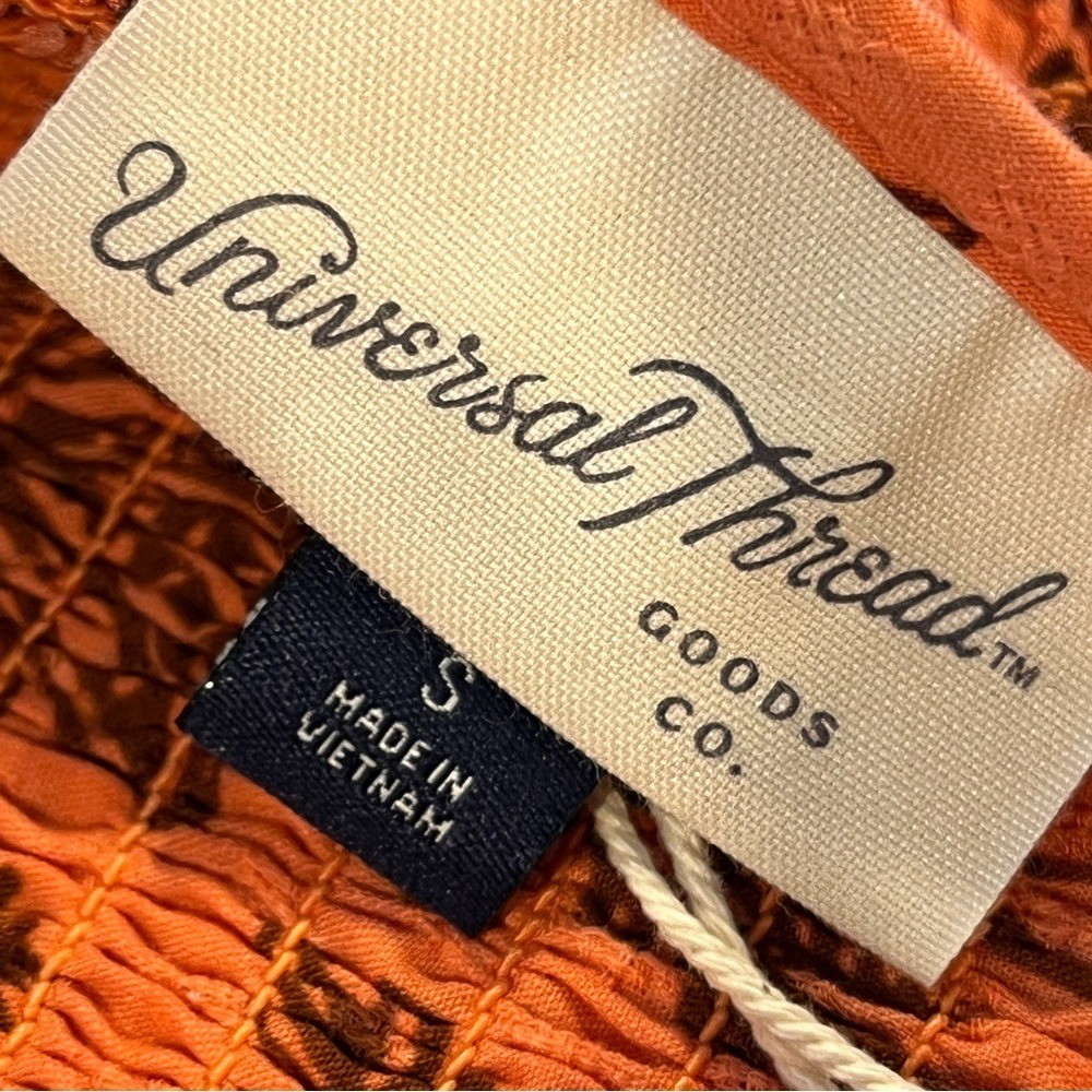 Universal Threads Floral Orange long sleeves cinched Top size small