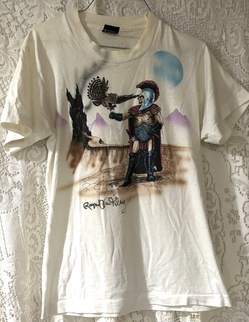 VINTAGE Fantasy T-Shirt 1980’s dragon warrior size Medium
