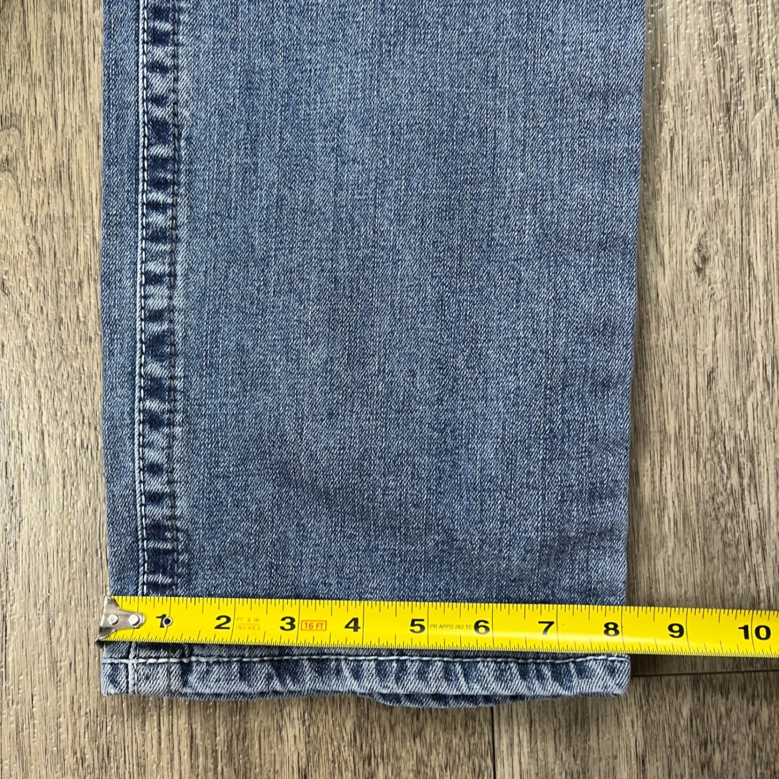 Ariat M2 Mens Relaxed Bootcut Jeans 32×34 Medium Wash Blue Denim Cowboy Workwear