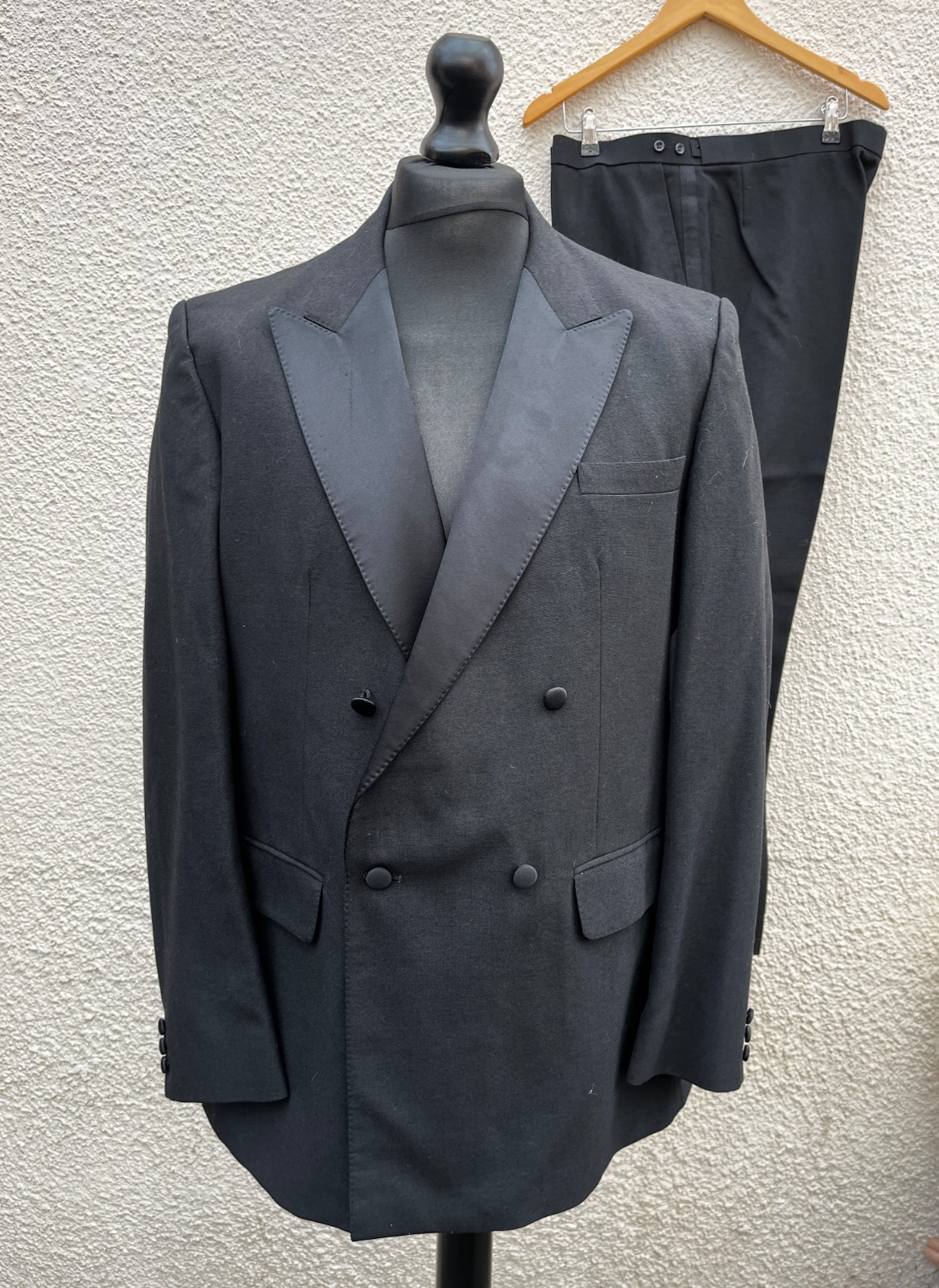 Austin Reed Regent Street Black Dinner Suit Tuxedo Peak Lapels Trevira 46” W40