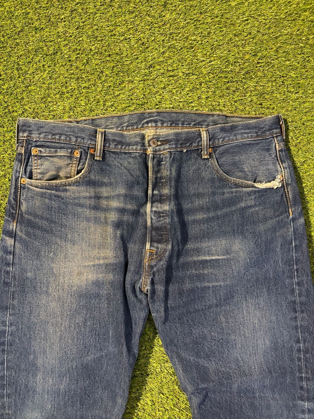 Baggy Levi’s 501 Original Fit Button Fly Straight Leg Jeans, Size 40×30