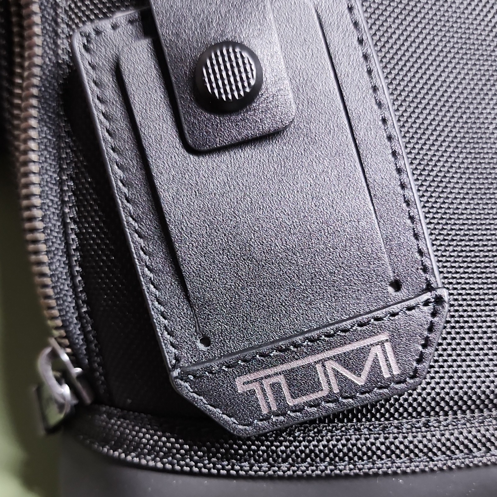 TUMI Alpha Bravo Academy Briefcase/Document Case Zip Closure Black Men’s