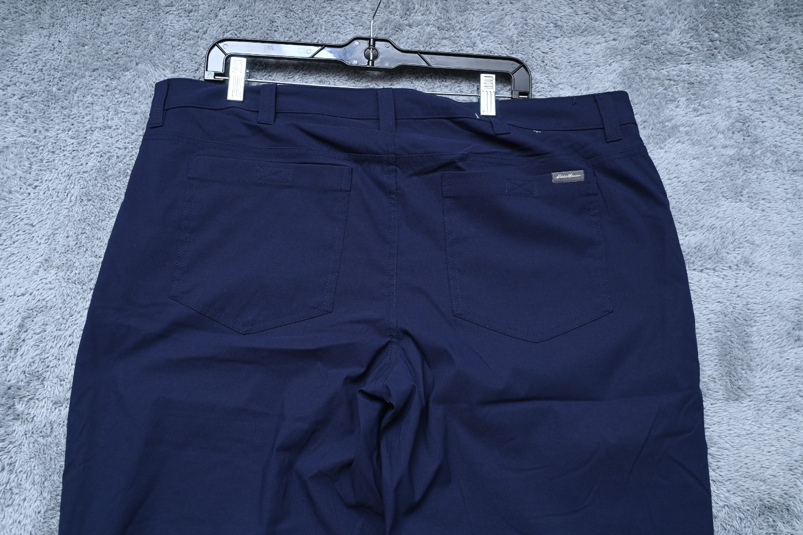 Eddie Bauer Men’s Navy Blue Pants 95% Nylon 5% Spandex Size 40×32