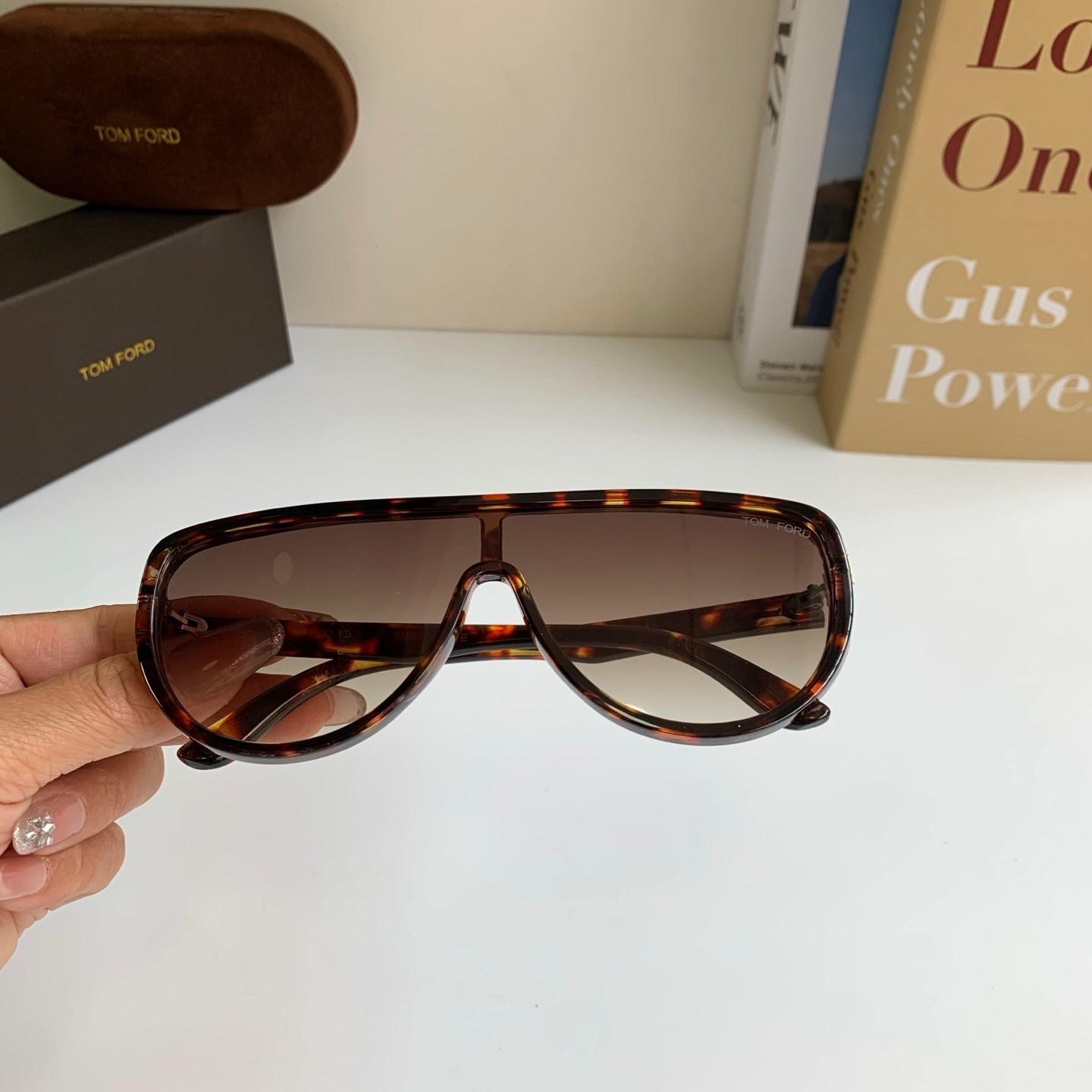 Gucci GG1142S Metal Sunglasses Gold Frame Purple Gradient Lens 56-19-145
