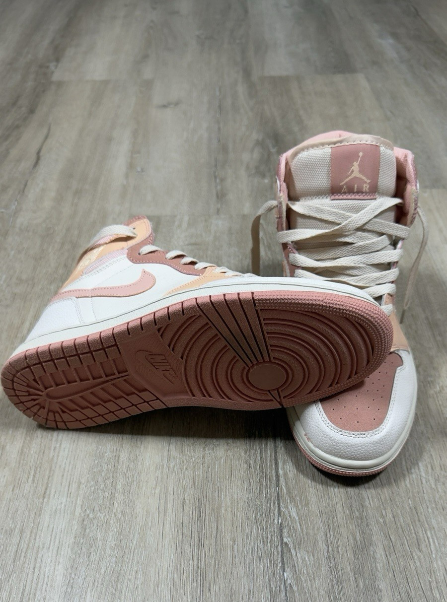 Nike Air Jordan 1 Mid Shoes Men’s Size 8.5 Apricot White Sneakers DH4270-800