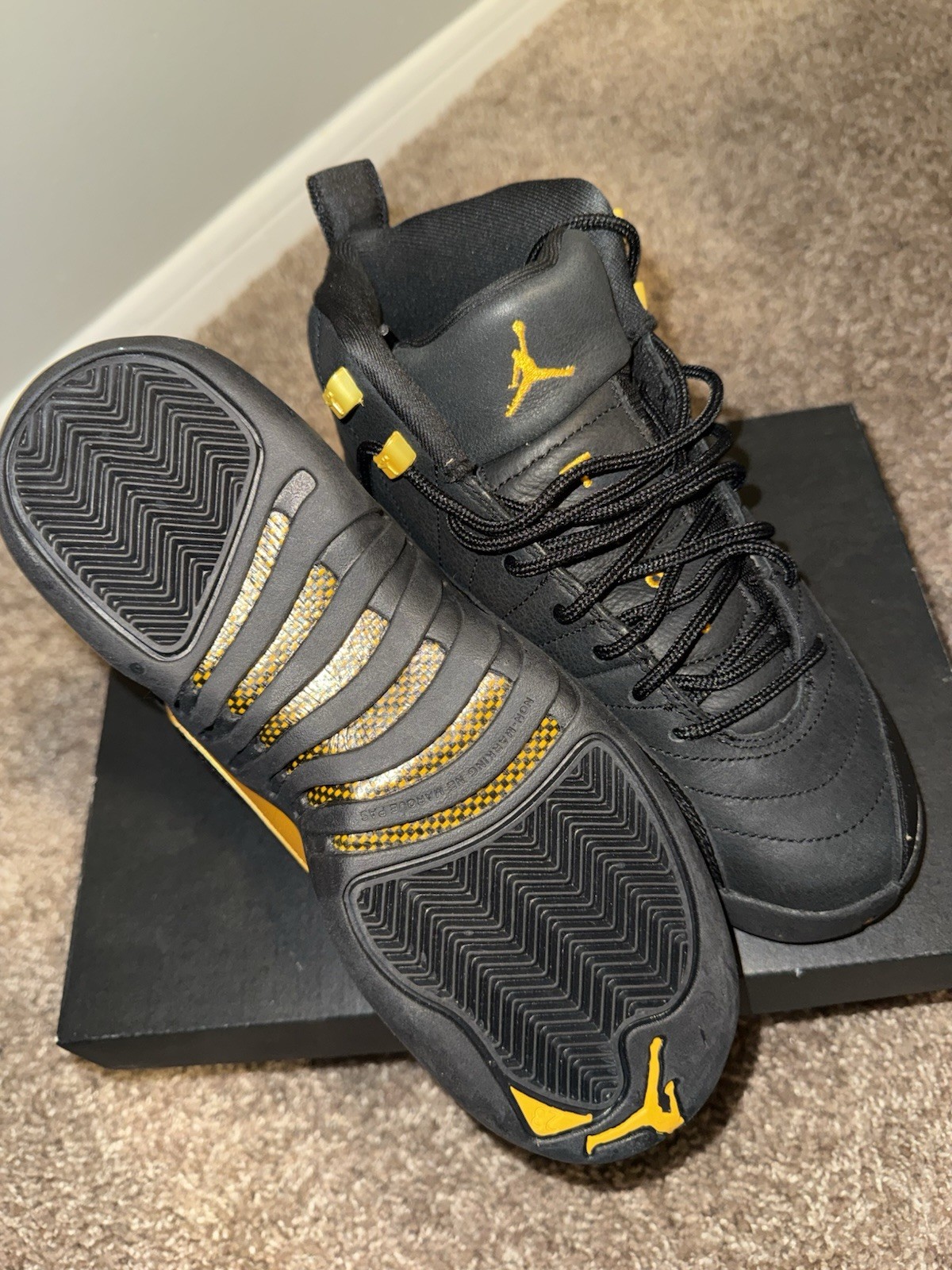 Jordan 12 Retro GS Black/Yellow Leather Mid Top 5.5Y. BRAND NEW NEVER USED!!!