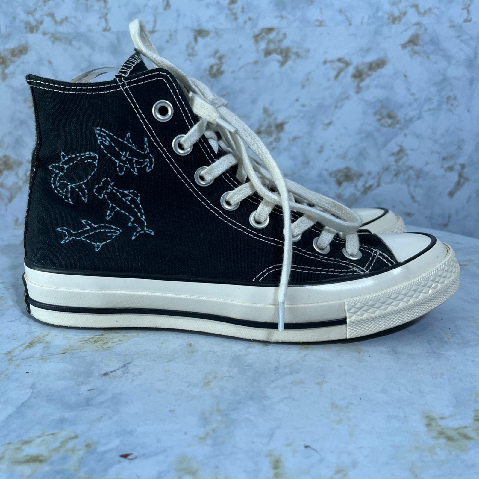 Converse Chuck Taylor Women’s Size 8.5 Shoes Black Embroidered Platform Sneakers
