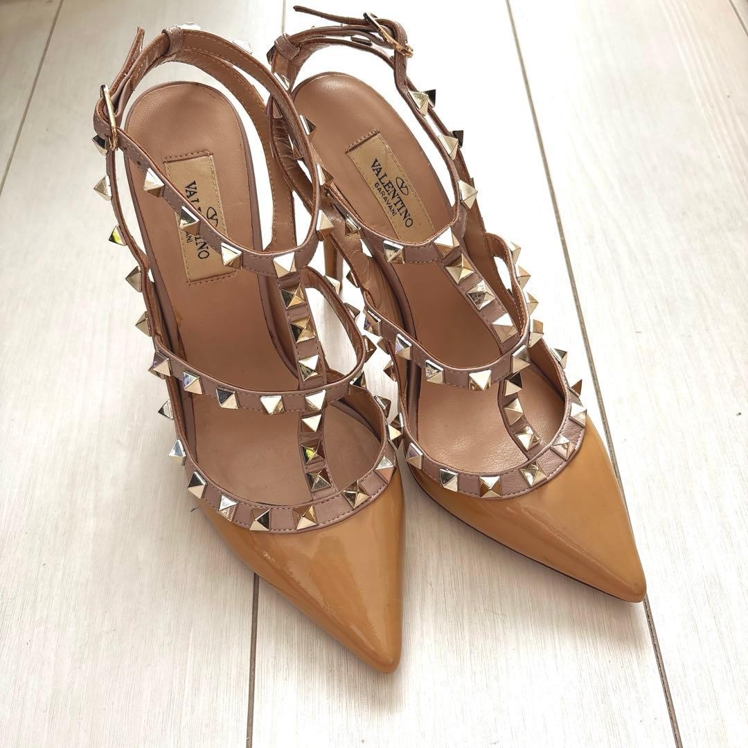 Valentino Rockstud Heel Pumps Size 22.5cm Beige Excellent Condition