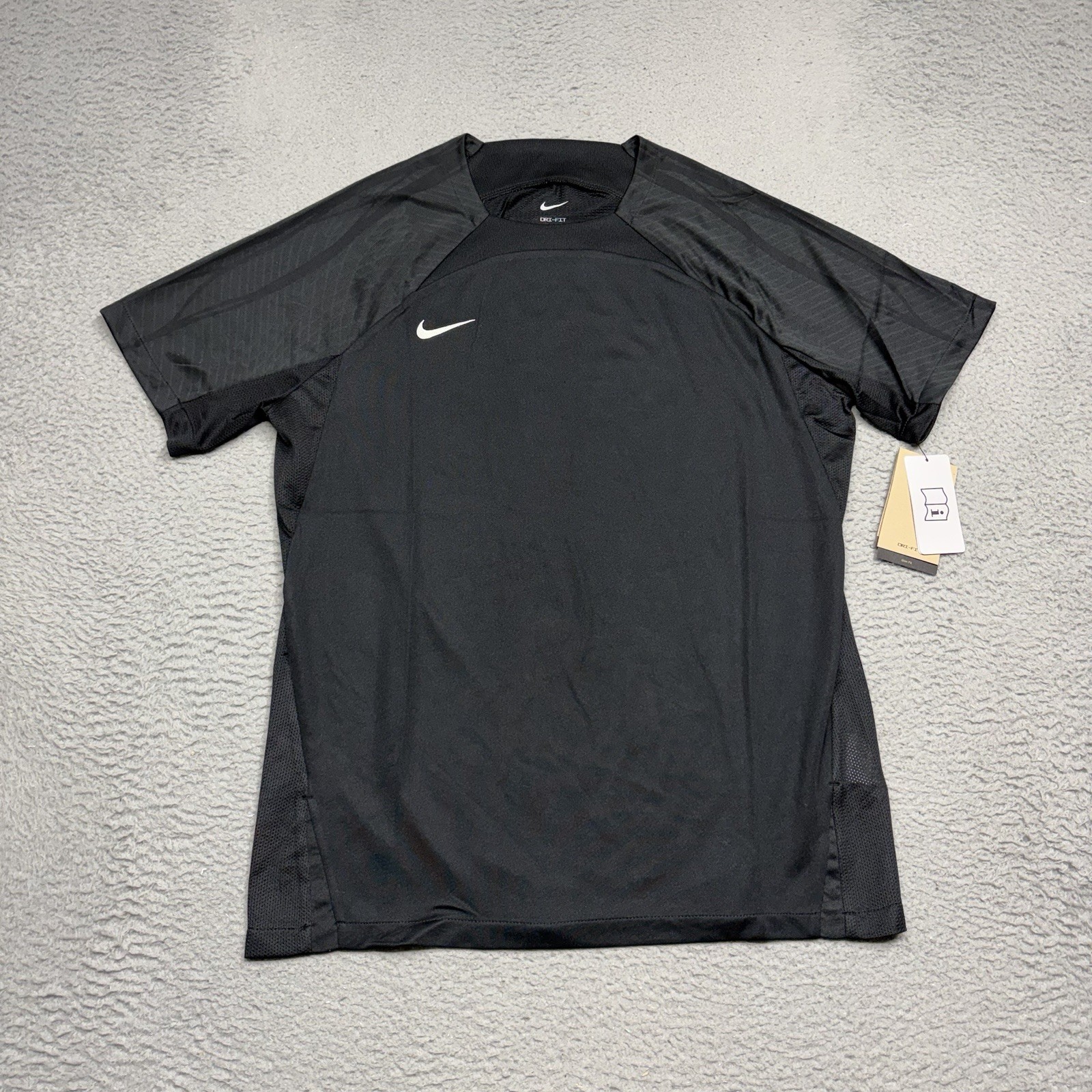 Nike Strike III Soccer Jersey Shirt Men’s Large Dri-FIT Slim Fit DR0890-010