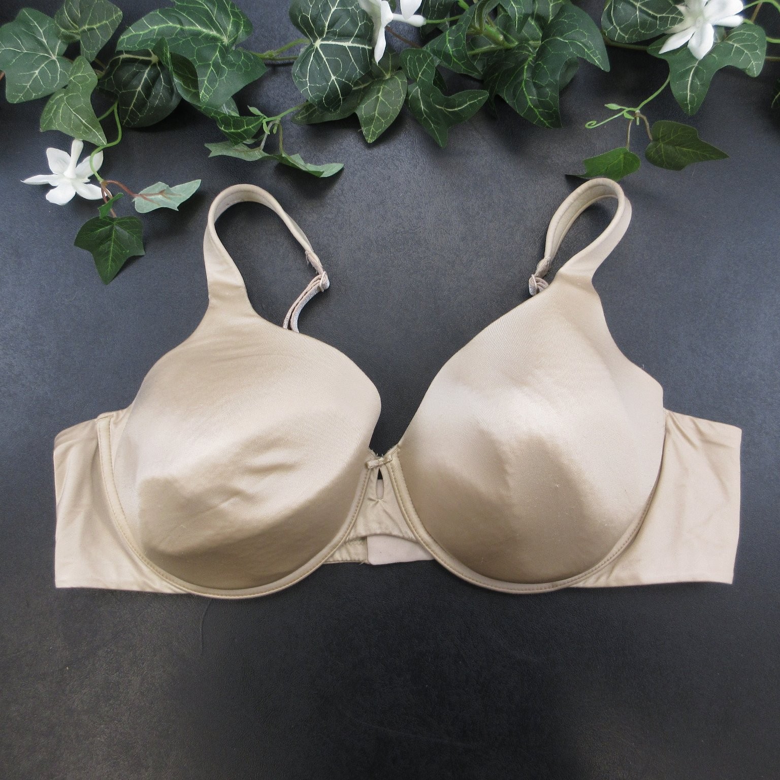 Vanity Fair Bra Women’s Nude 42C Padded Underwire Nylon Spandex