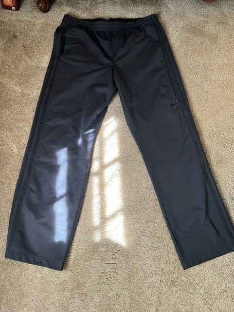 Adidas Men’s 3-Stripe Track Pant – Dark Grey w/Black Stripes – Size XL Pre-owned