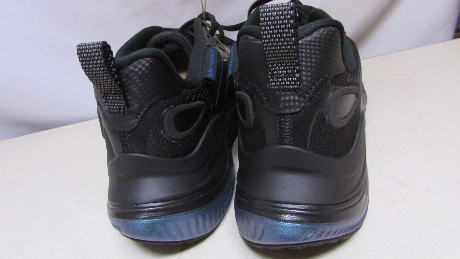 Size 10 – adidas Alphamagma Guard Black Dark Marine
