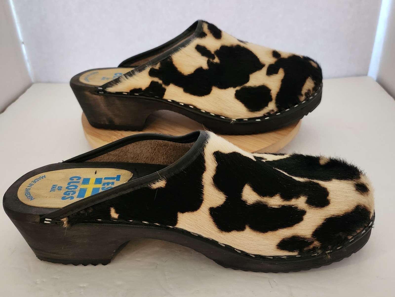 Women’s Tessa Clogs Of Vail Cowhide Cow Print Shoes Size EU 40 US 9/ 9.5 Sweden
