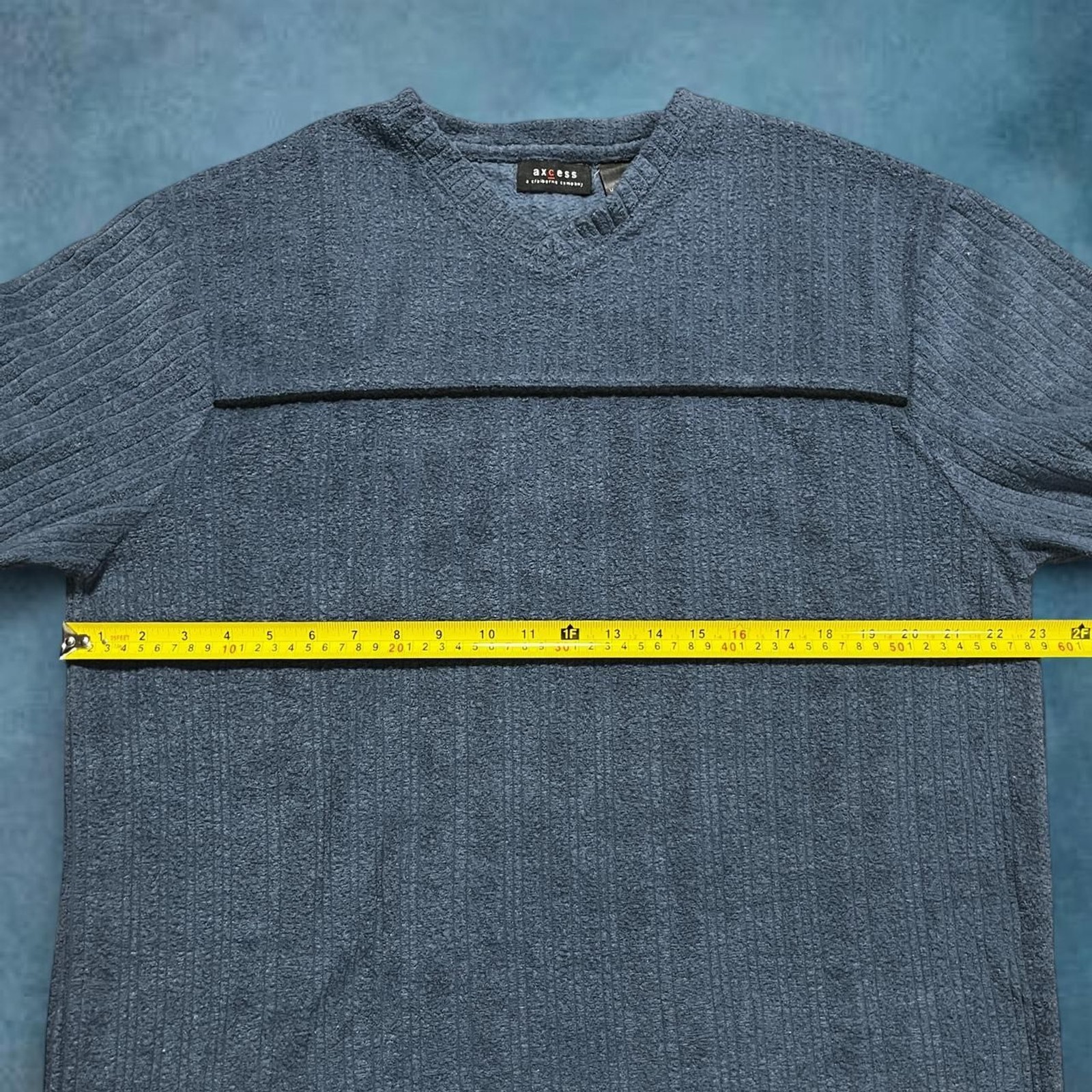Men’s axcess blue sweater striped