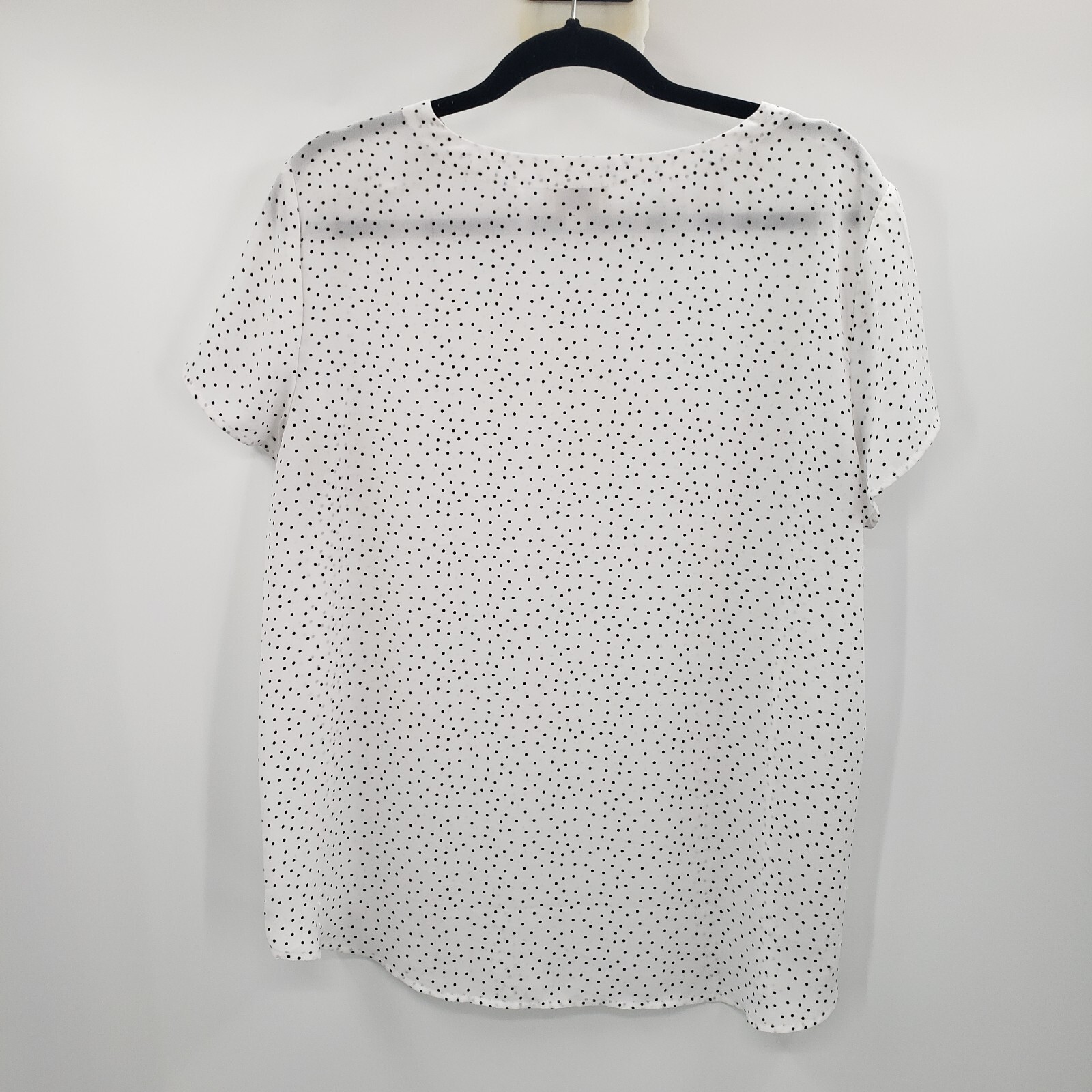 LOFT Large Polka Dot Blouse Womens White Black Button Accent Short Sleeve Top