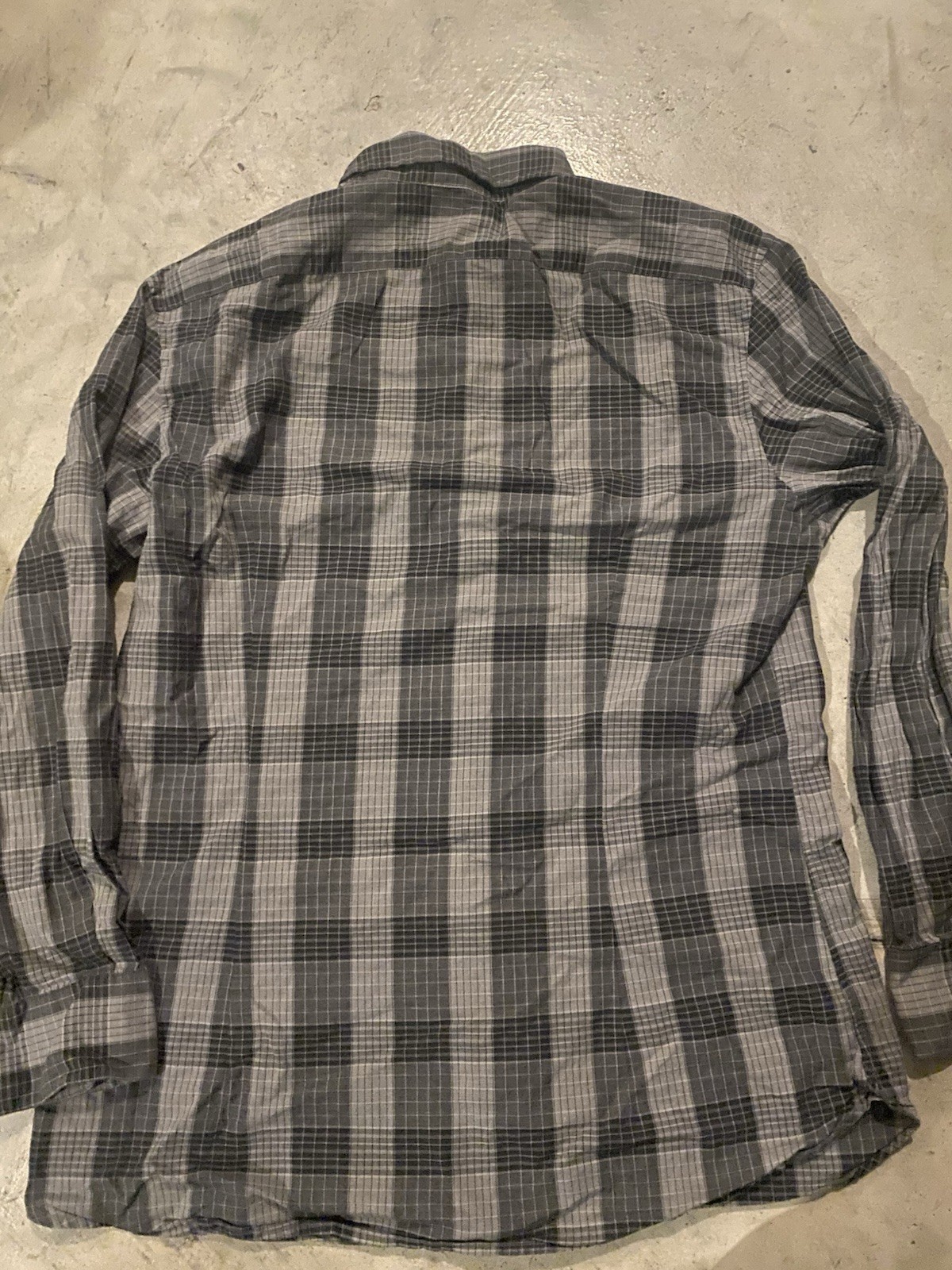 John Varvatos Men’s Gray Plaid Woven Long Sleeve Button-Up Shirt Size M