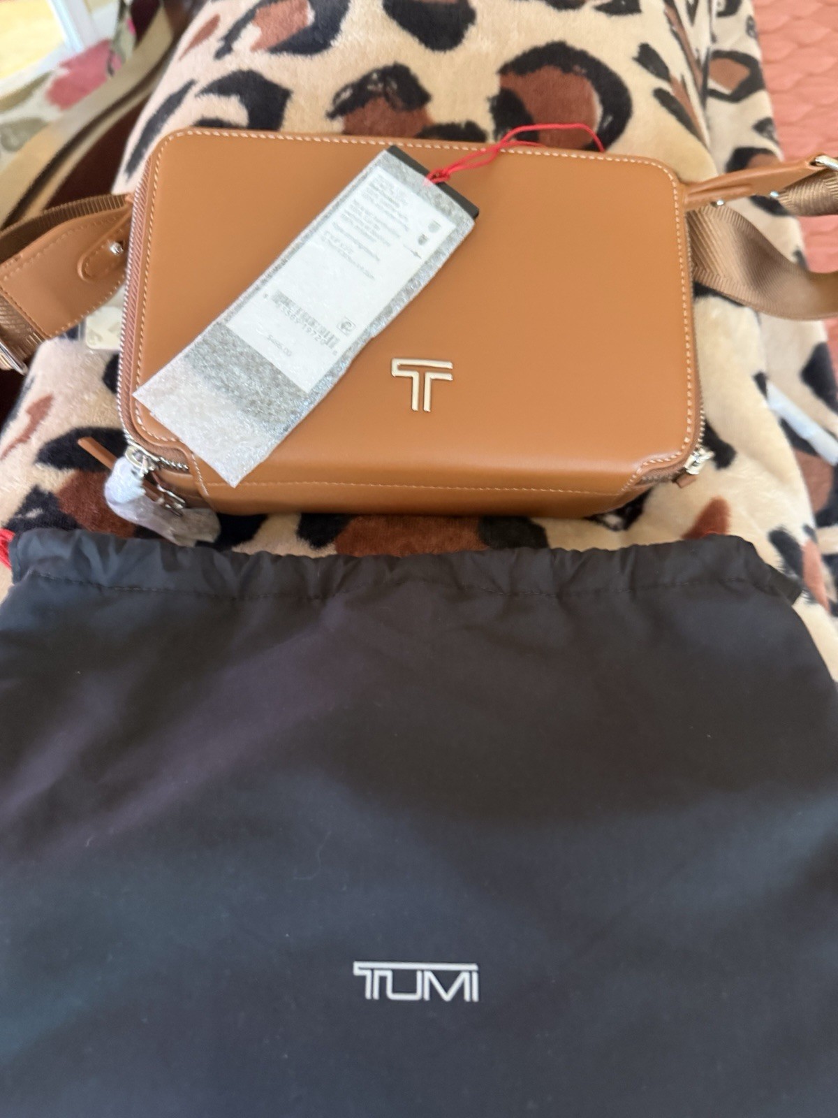 Brand New!Tumi Voyageur Leather Sienna Myla Crossbody Bag Retail $495.00