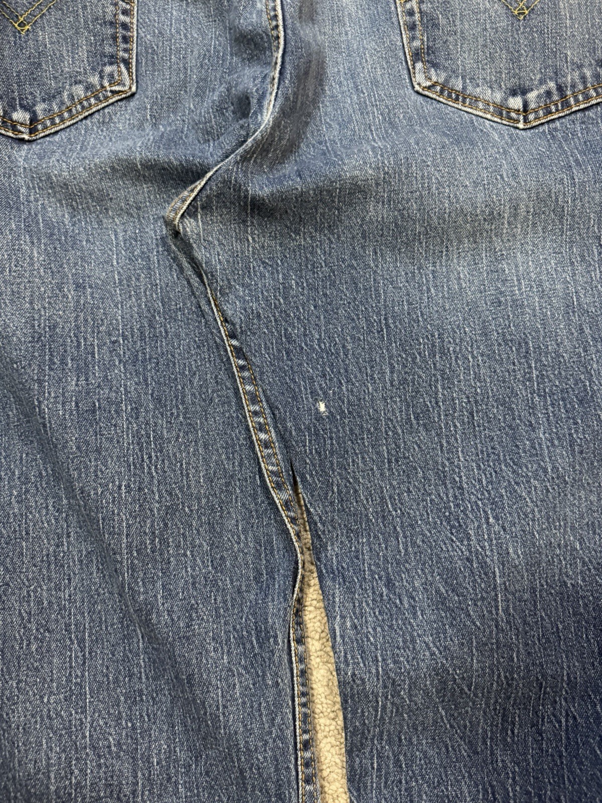 Levi’s Strauss 505 Regular Fit Jeans Blue Denim Medium Wash Pants Men’s 40×32