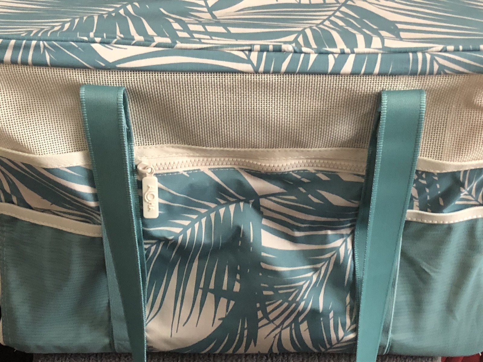 aloha clevermade collapsible beach tote Teal/Floral Design, New