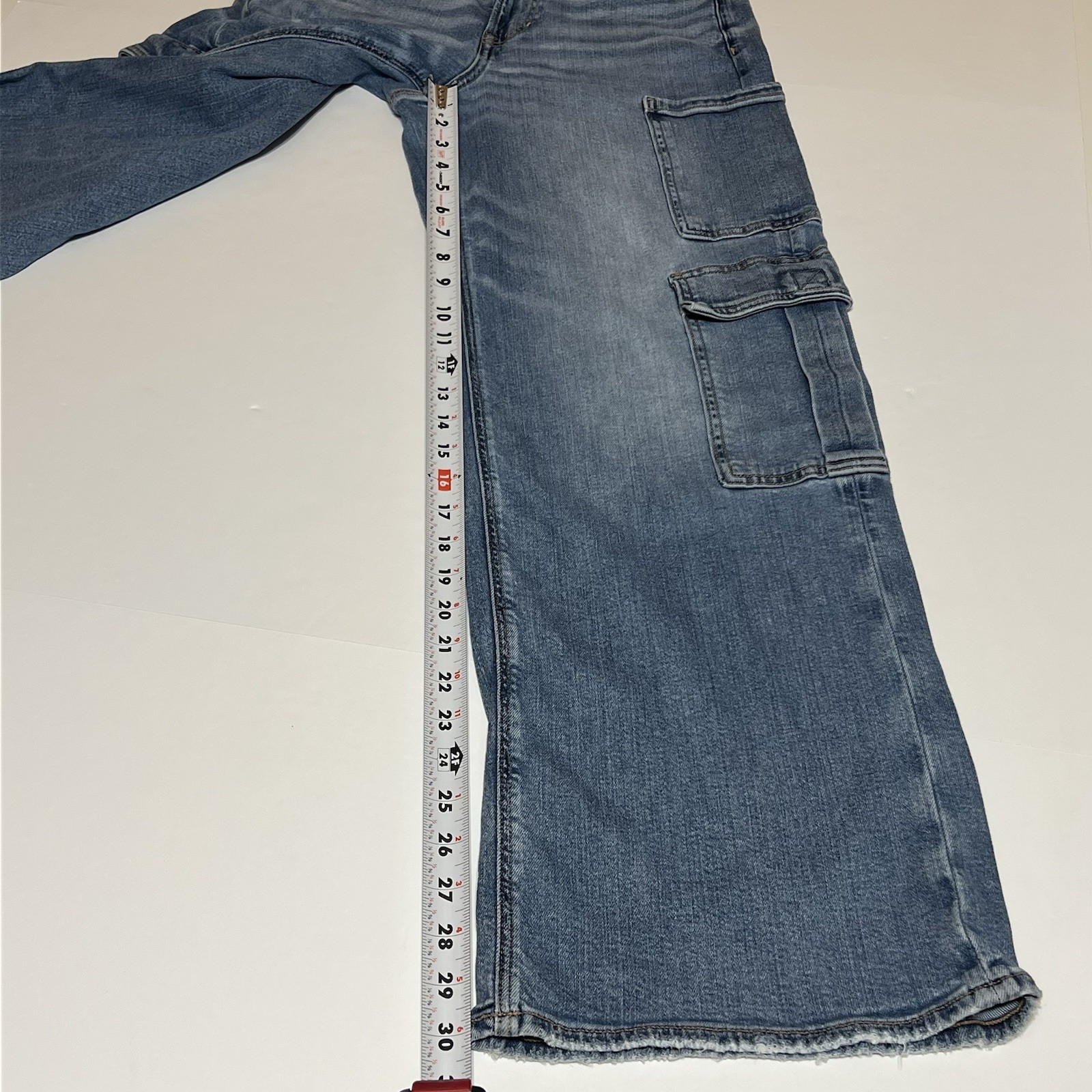 American Eagle Curvy Super High Rise Baggy Wide Leg Women’s 6 Reg (28×30) Cargo