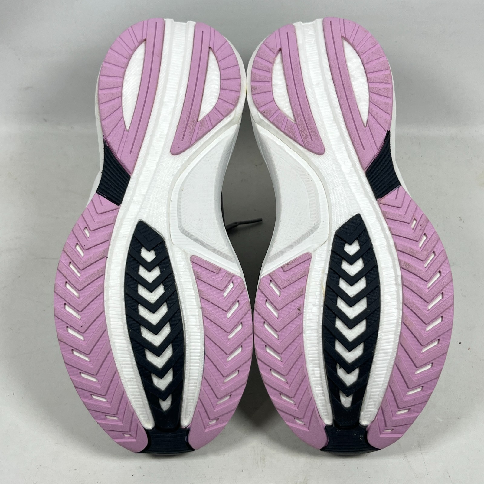SAUCONY Sneakers Womens 8.5 W Tempus Wide Running Alloy Quartz S10721-15 Gray