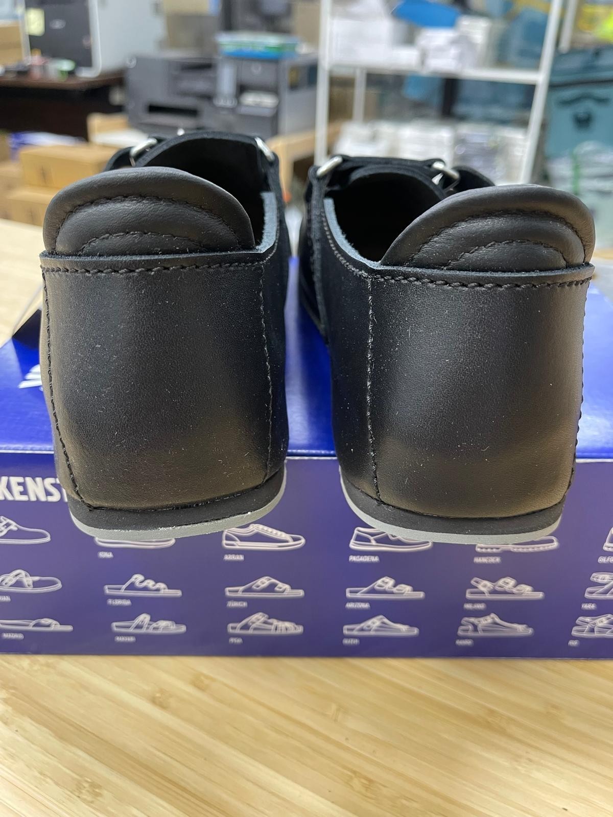 Birkenstock Linz Men’sProfessional Slip Resistant Work Shoe,Black EU40/US W9-M7