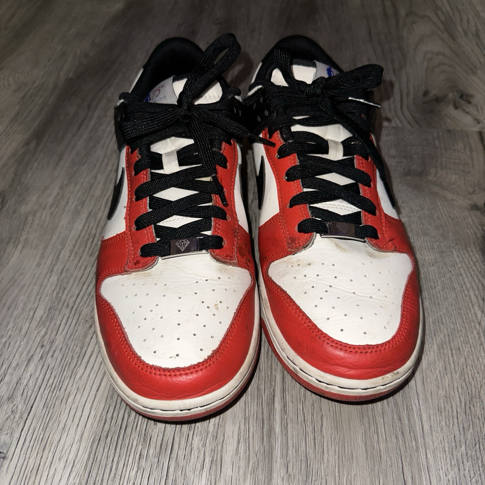 Size 9 – Nike Dunk Low EMB x NBA 75th Anniversary – Bulls 2021.