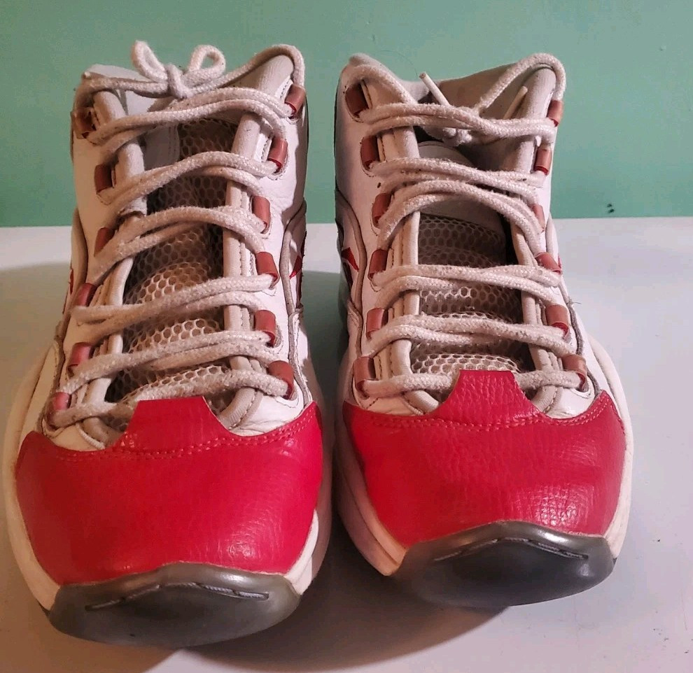 Reebok QUESTION MID Pearlized RED Toe White OG 74-79884 Shoes size 10.2/3