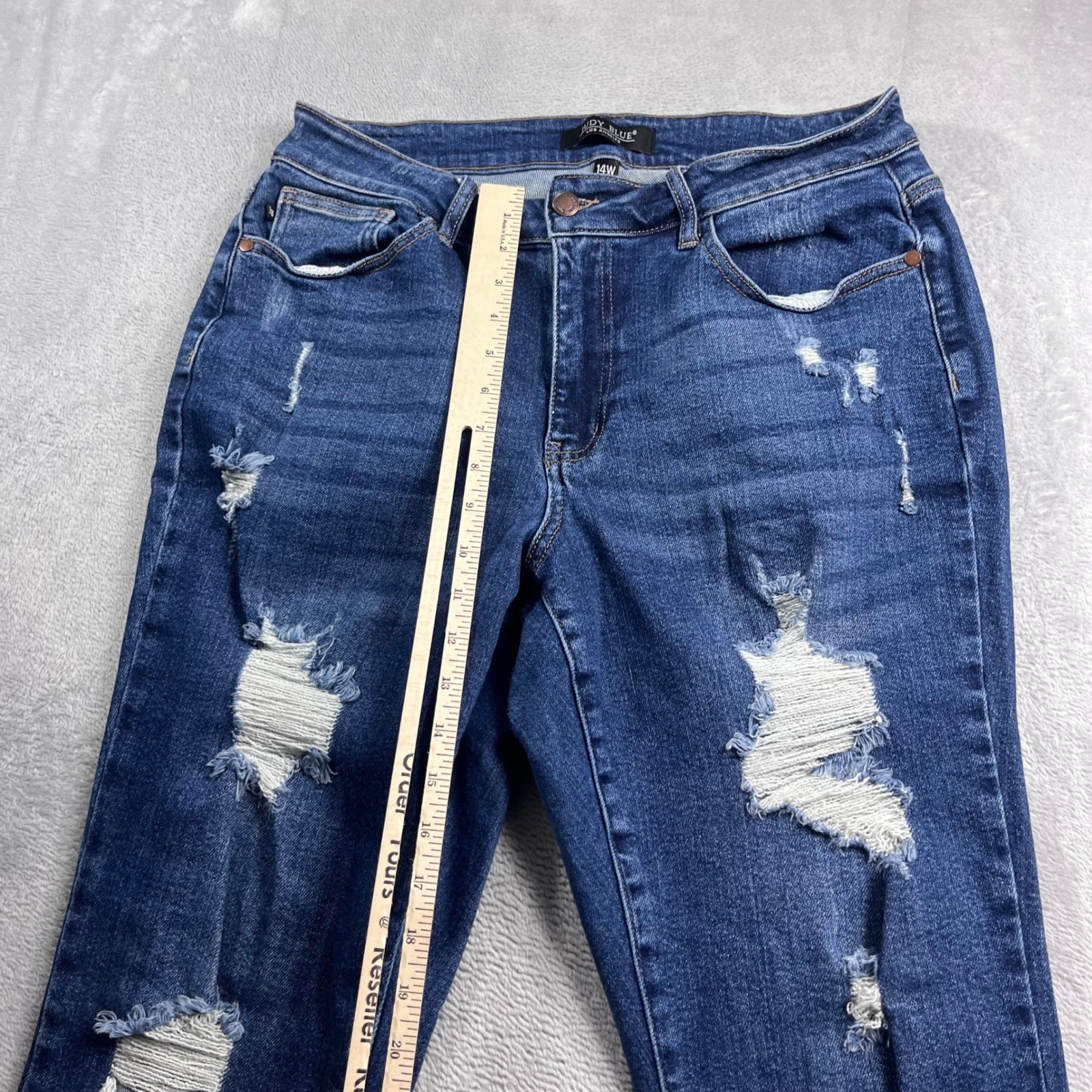 Judy Blue Distressed Boyfriend Jeans Medium Wash High Rise Ripped 14W JB88220