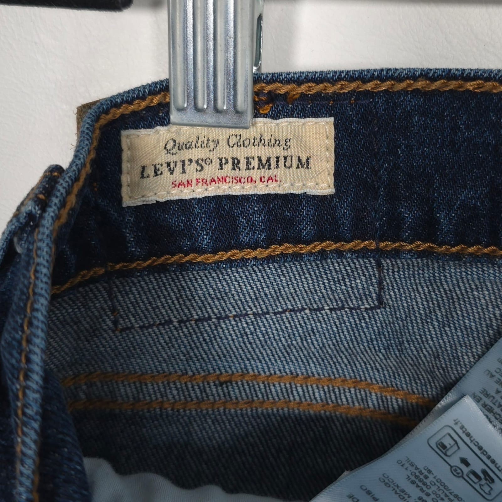 LEVIS PREMIUM Women’s Jeans Wedgie Bootcut Flare 32 Button Fly A8710-0001