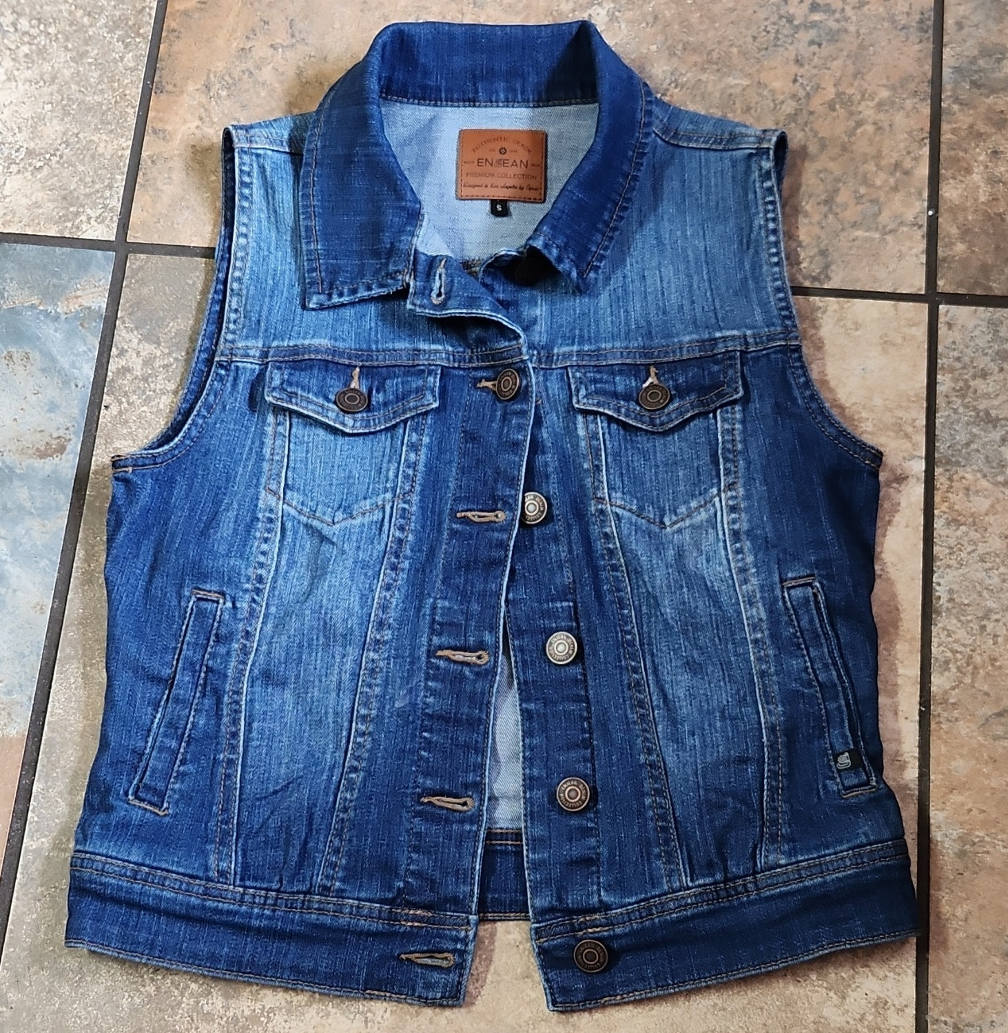 Enjean Women’s Blue Button-Front Sleeveless Vest Collared Pockets Size S
