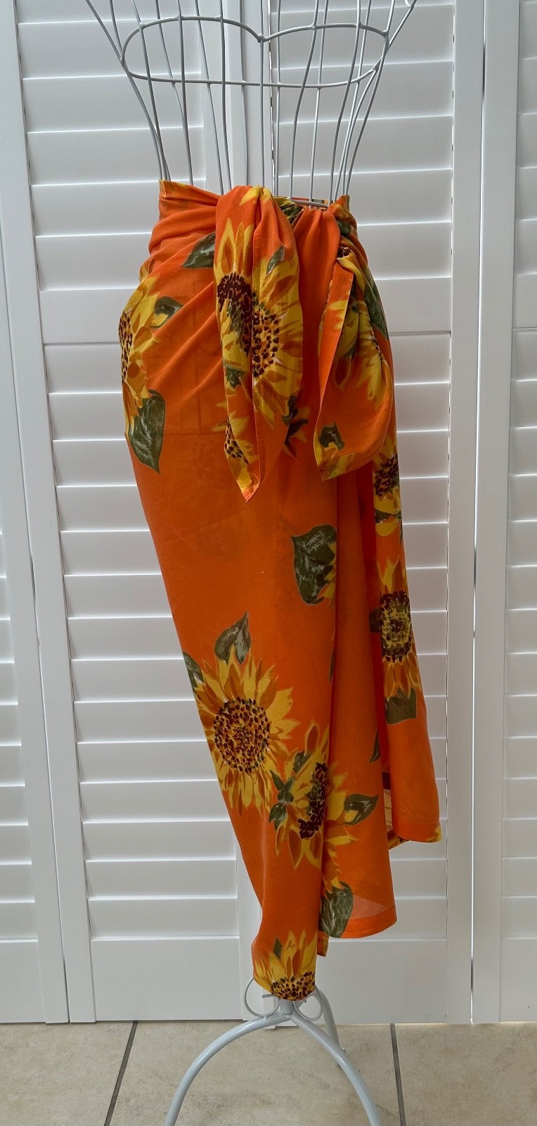 NEXT Stunning Vintage Sarong Beach Cover Up Orange Sunflower Pattern 132x 107cm