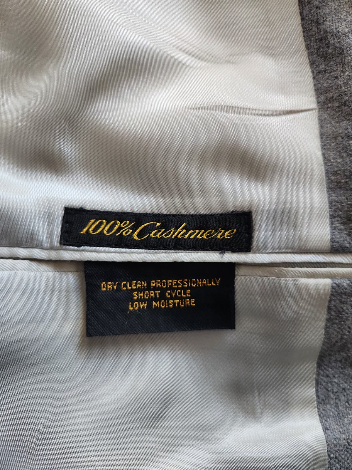 Vintage Union Made Unbranded Gray 100% Cashmere Sport Coat Blazer Men’s Size 44