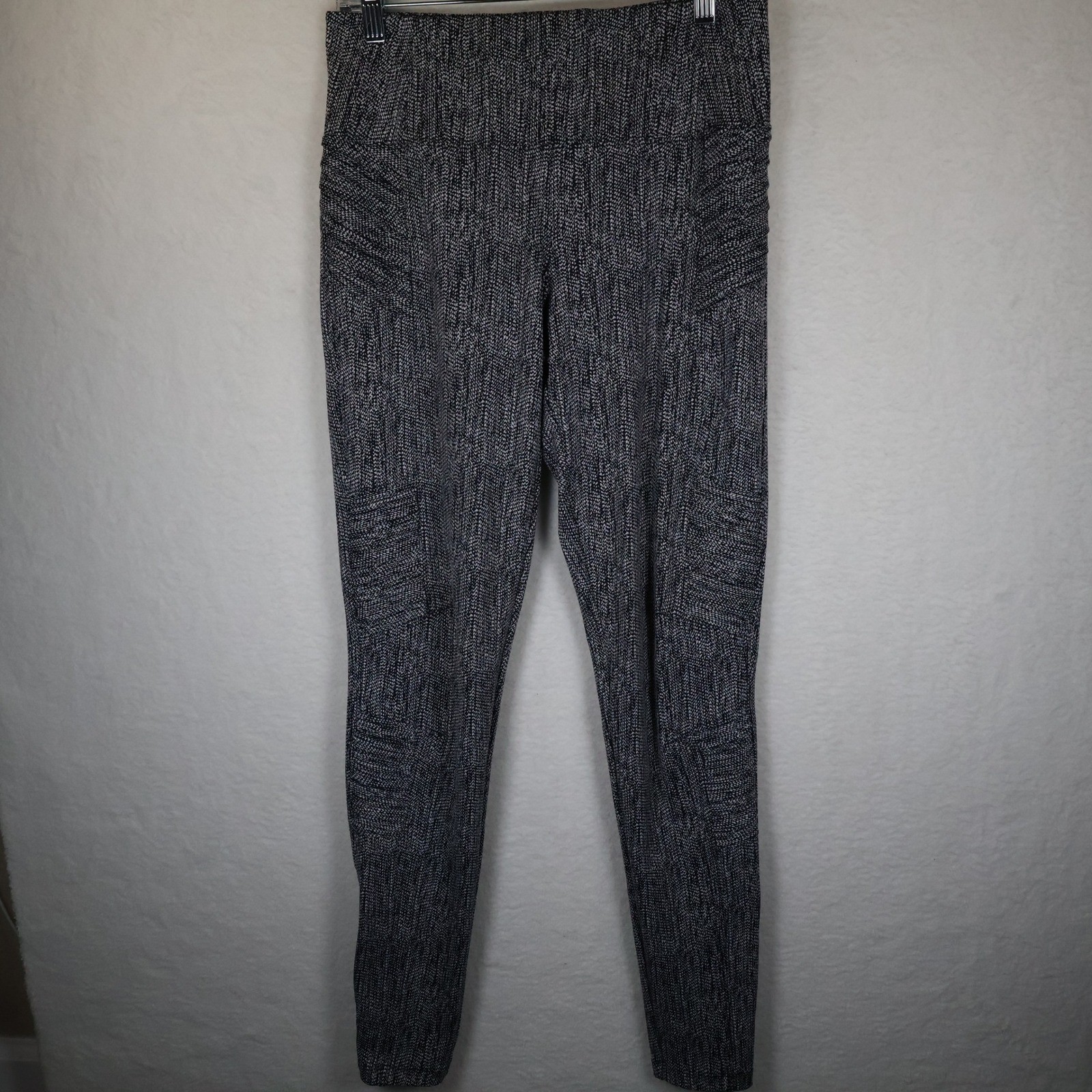 Athleta Delancey Textured Moto Tight Legging Black White Medium