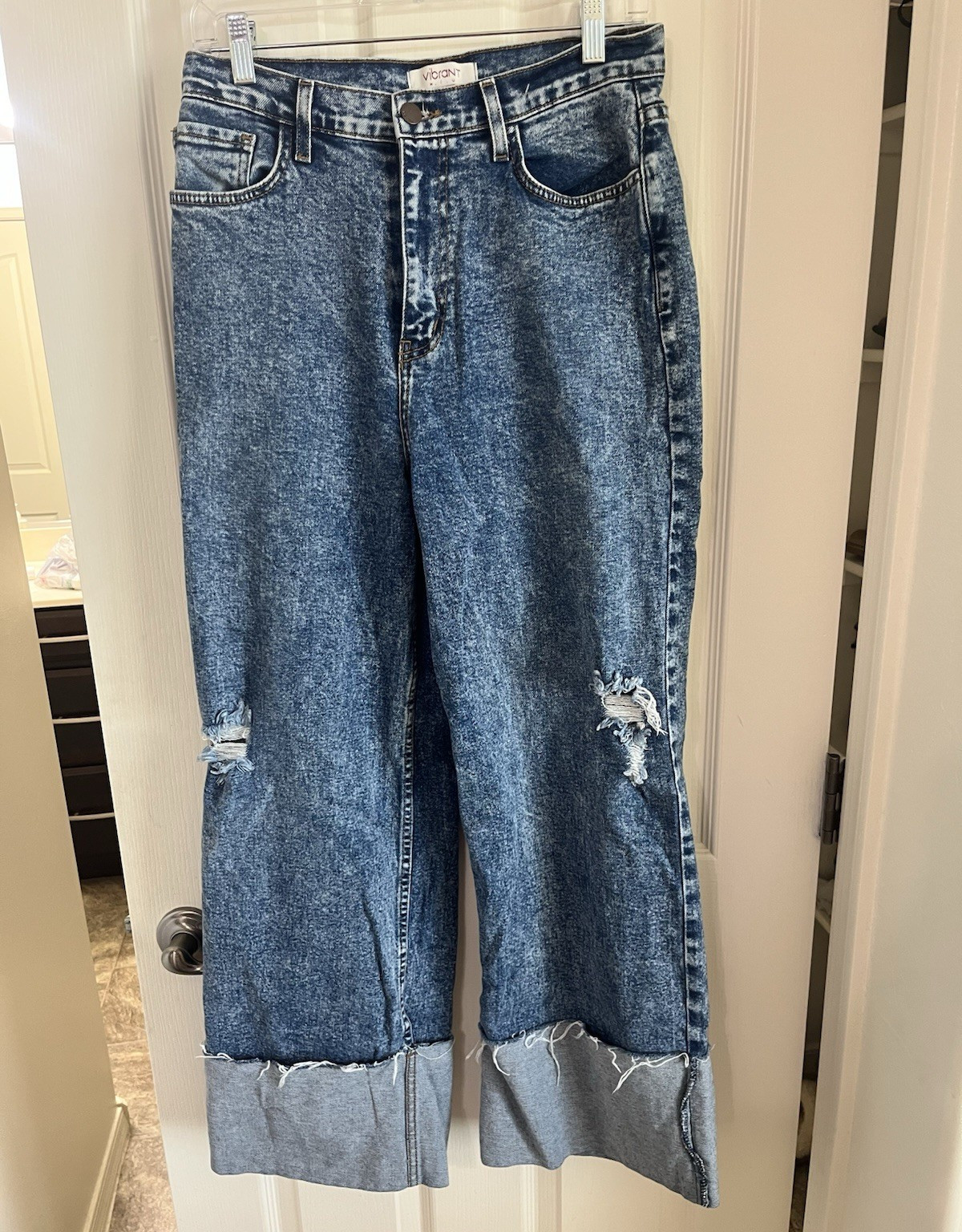 Vibrant Women’s Blue Distressed High Rise Wide-Leg Jeans 5-Pocket Size 11