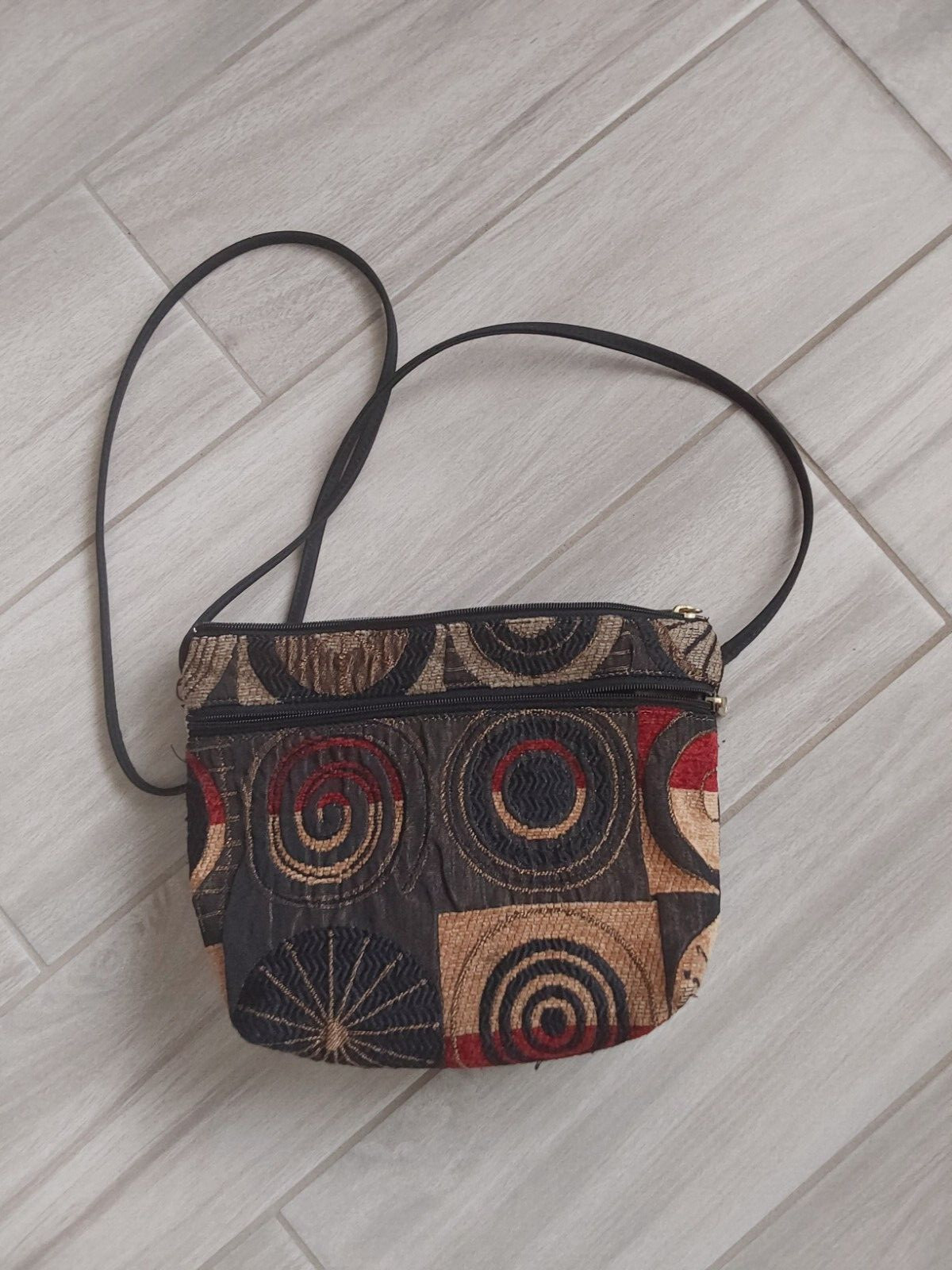 Danny K Black Multi-color Geometric Crossbody Handbag. Size 7.5x9x2.5