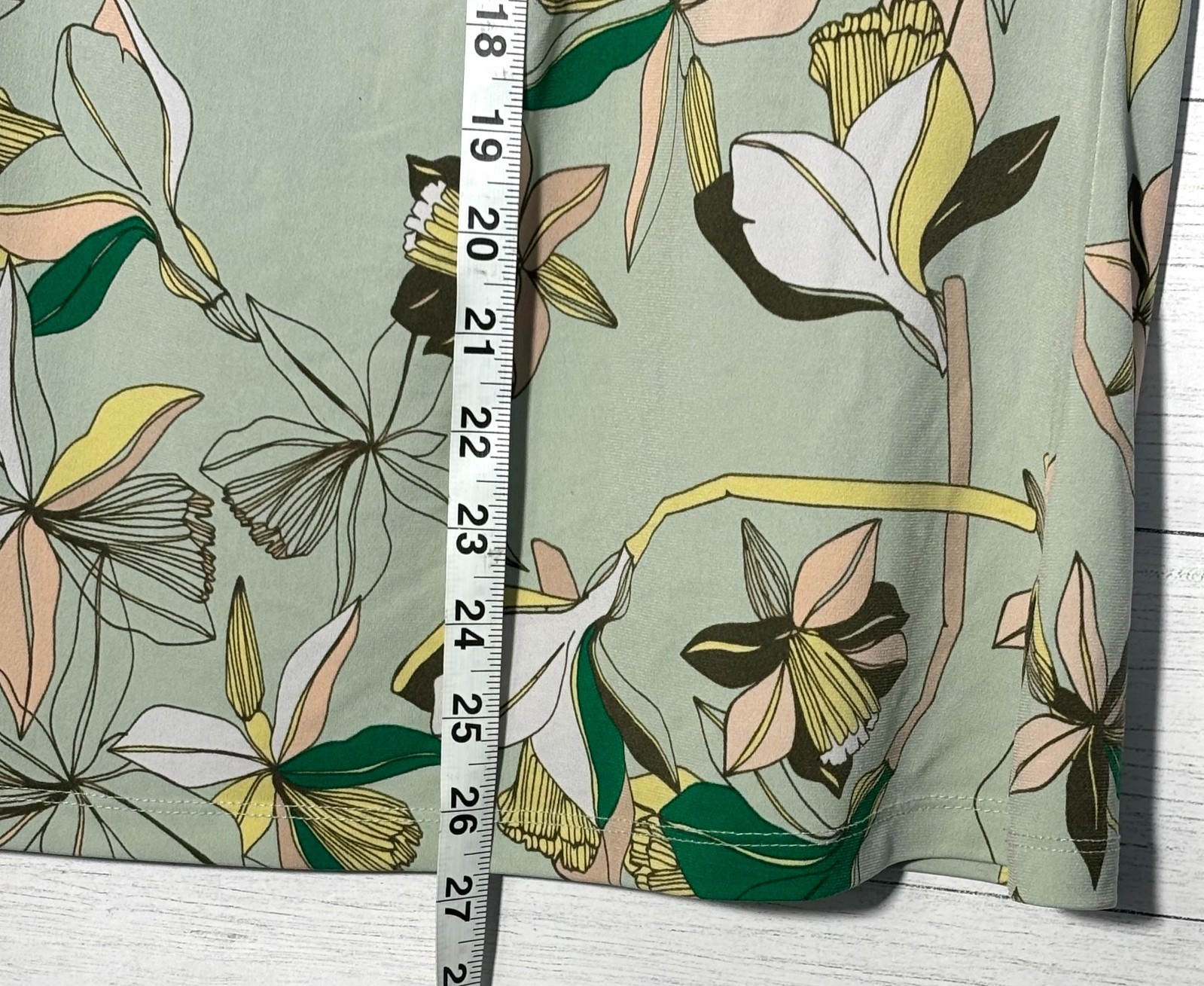 Liz Claiborne Sleeveless Shirt Womens 2X Green Sage Floral Color Work Office