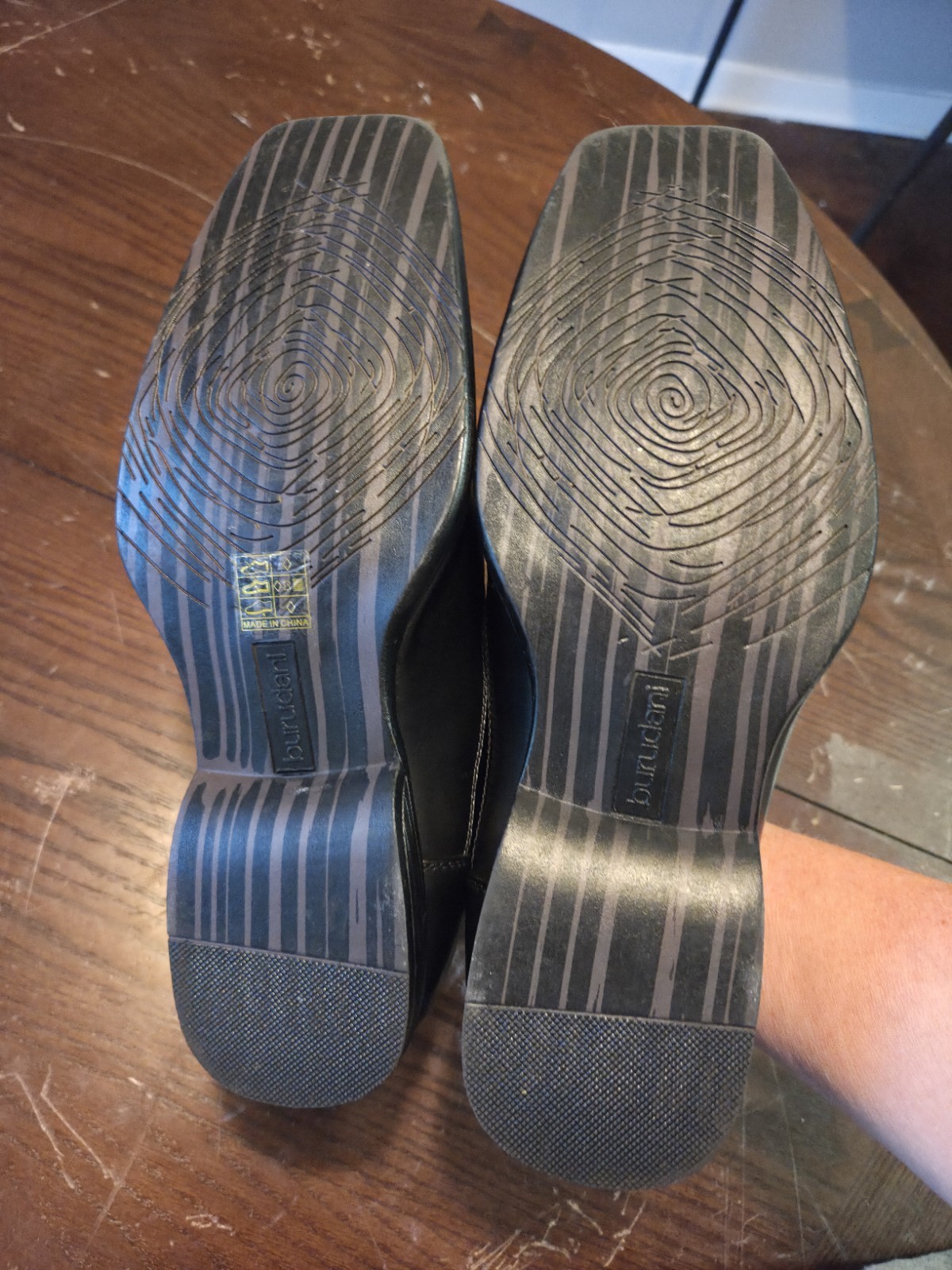 Burudani Mens Leathervdress Shoes Size 10.5. Umumox2412