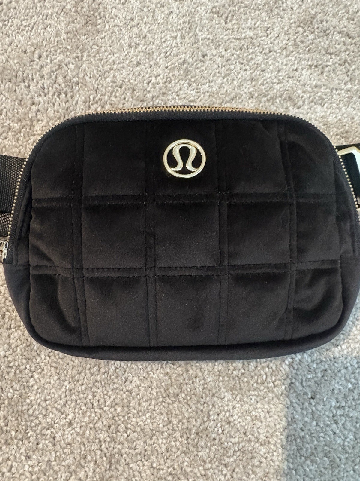 Limited Edition Lululemon Everywhere Belt Bag Black Gold Quilted Crossbody