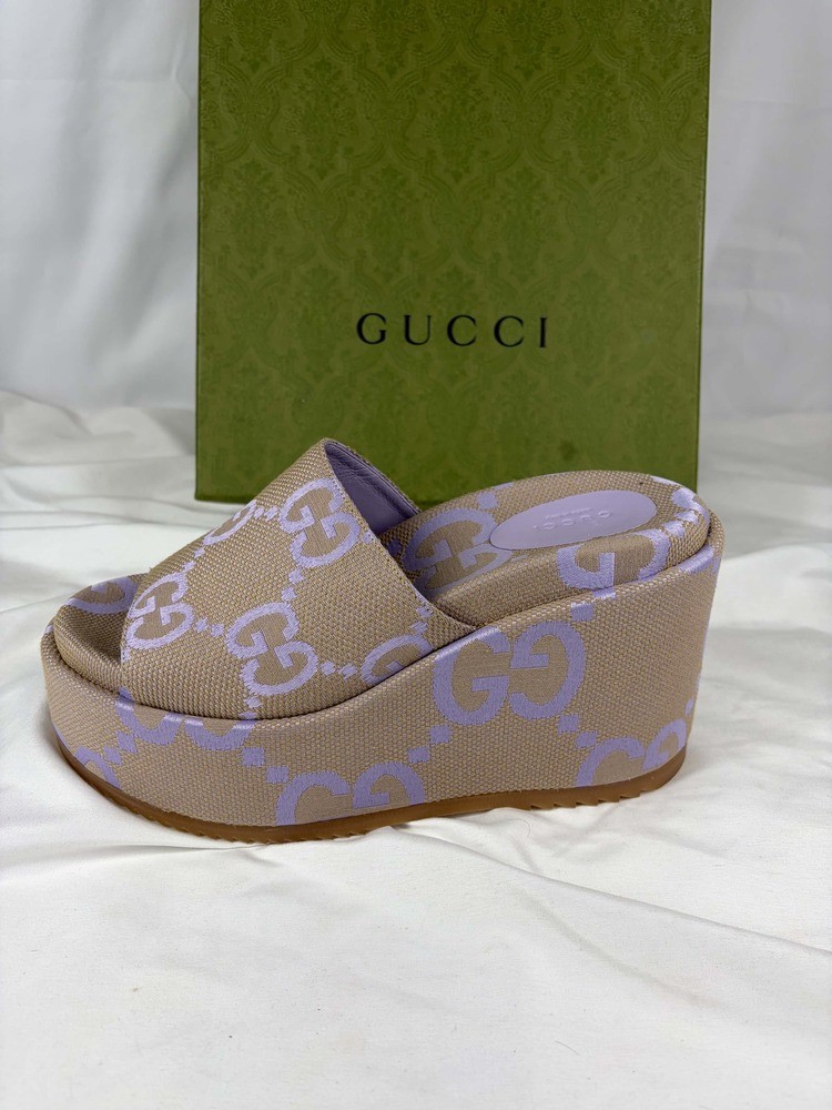 Gucci Jumbo Angelina GG Canvas 4” Platform Sandals US Size 10.5 SPB JA-369500