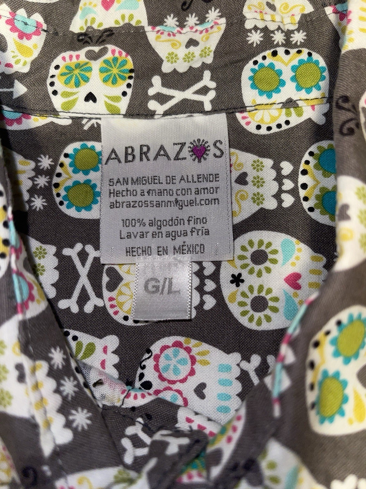 ABRAZOS Men’s G/L Short Sleeve Button-Up Shirt Black Sugar Skull Graphic Print